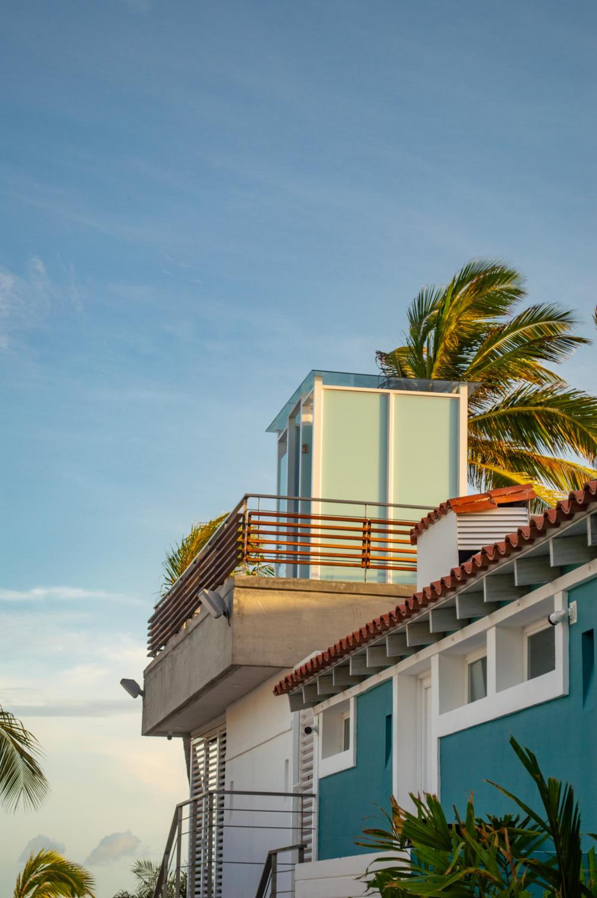 Macanao Lodge By LD