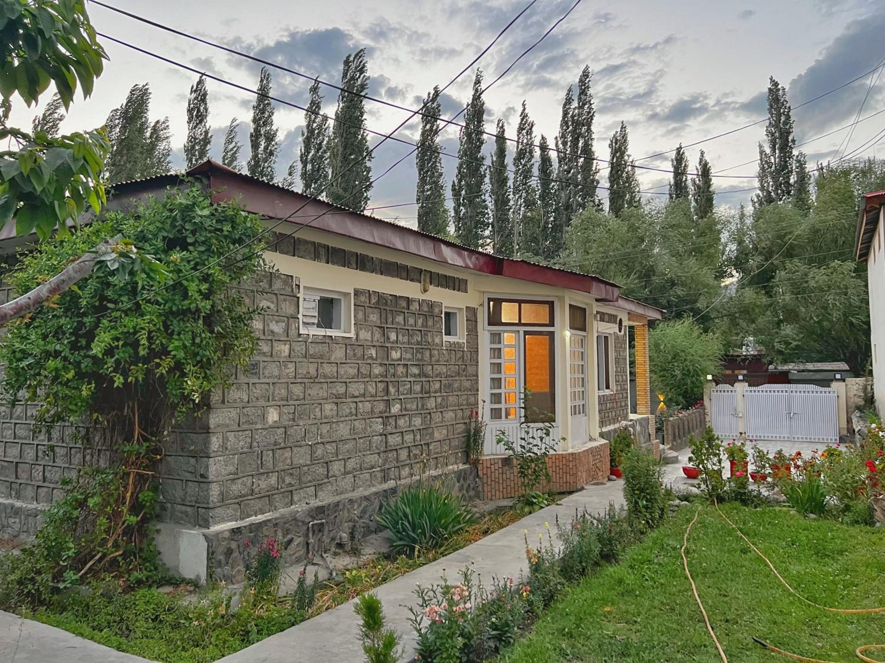 Khar Residence