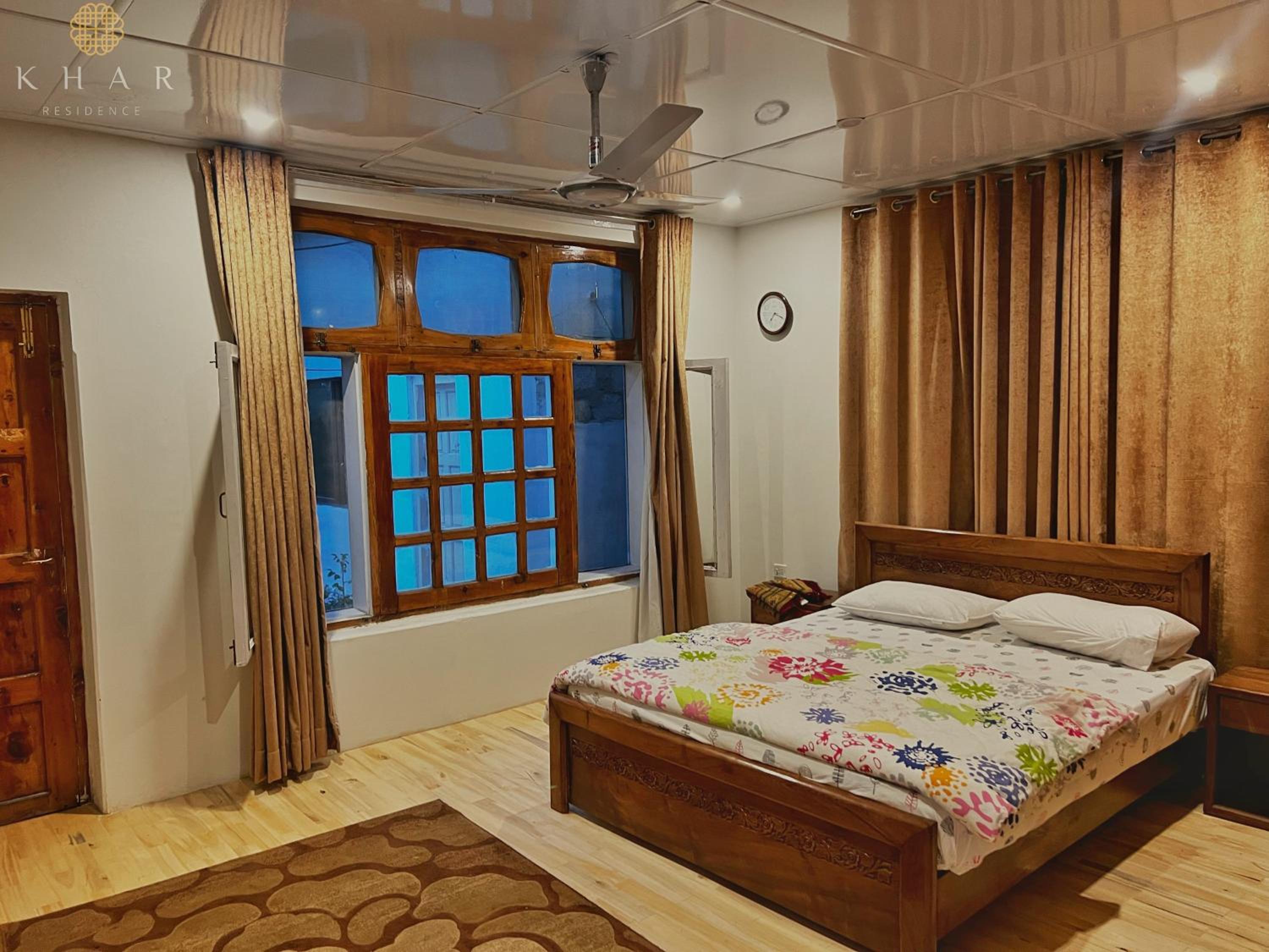 Khar Residence