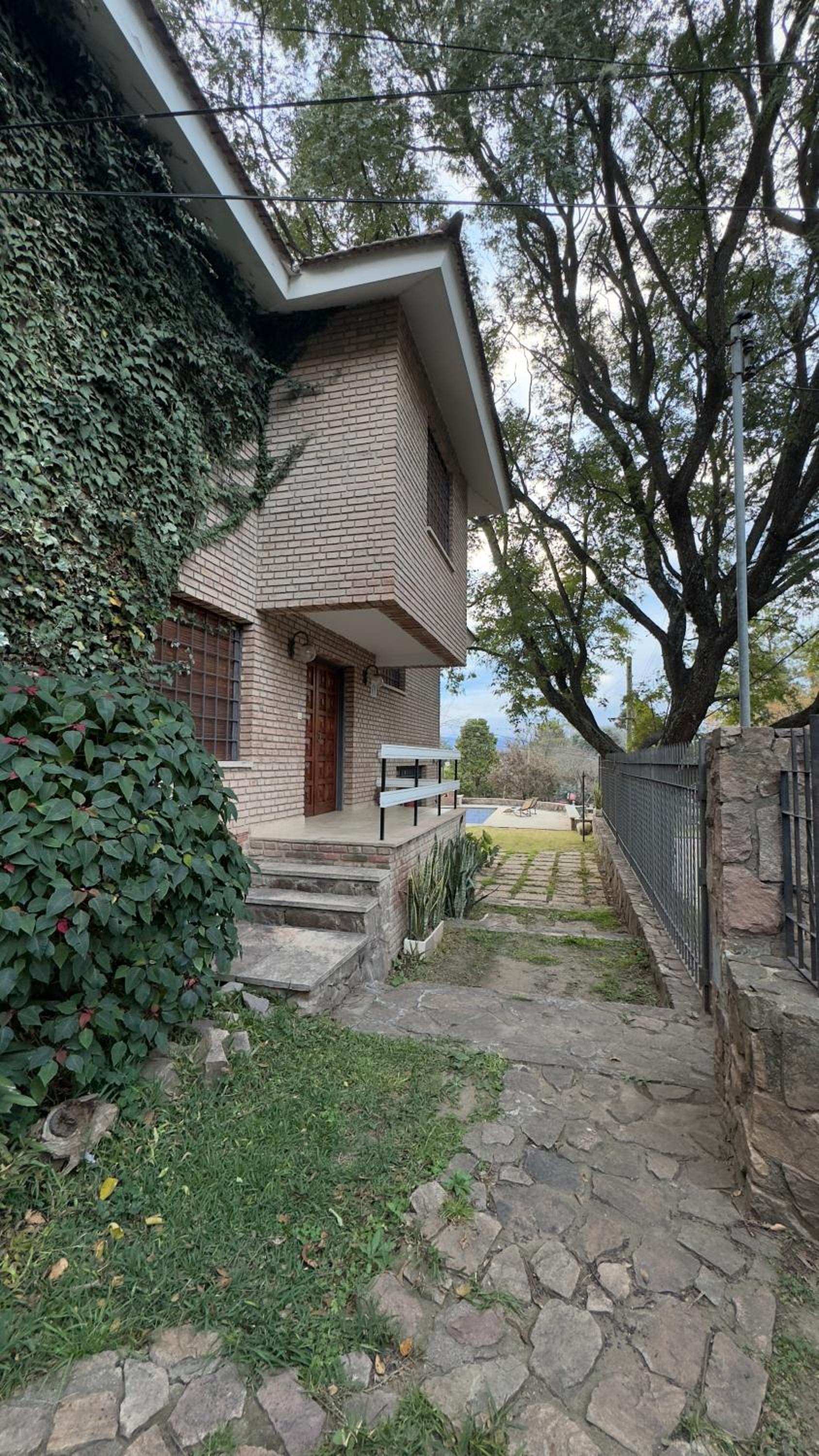 Casa en Villa Carlos Paz - Zona de Montaña