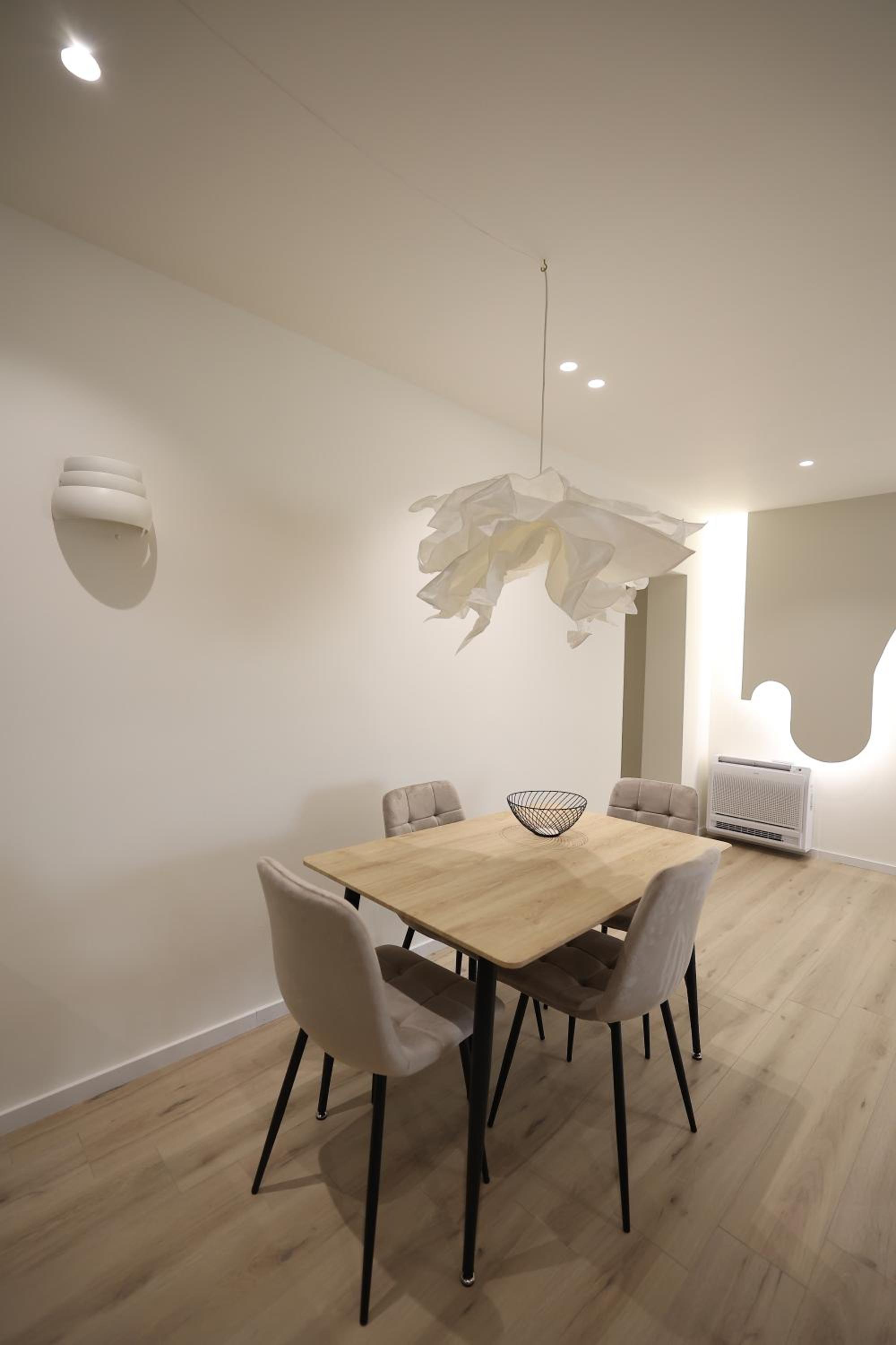 Sunshine Apartments