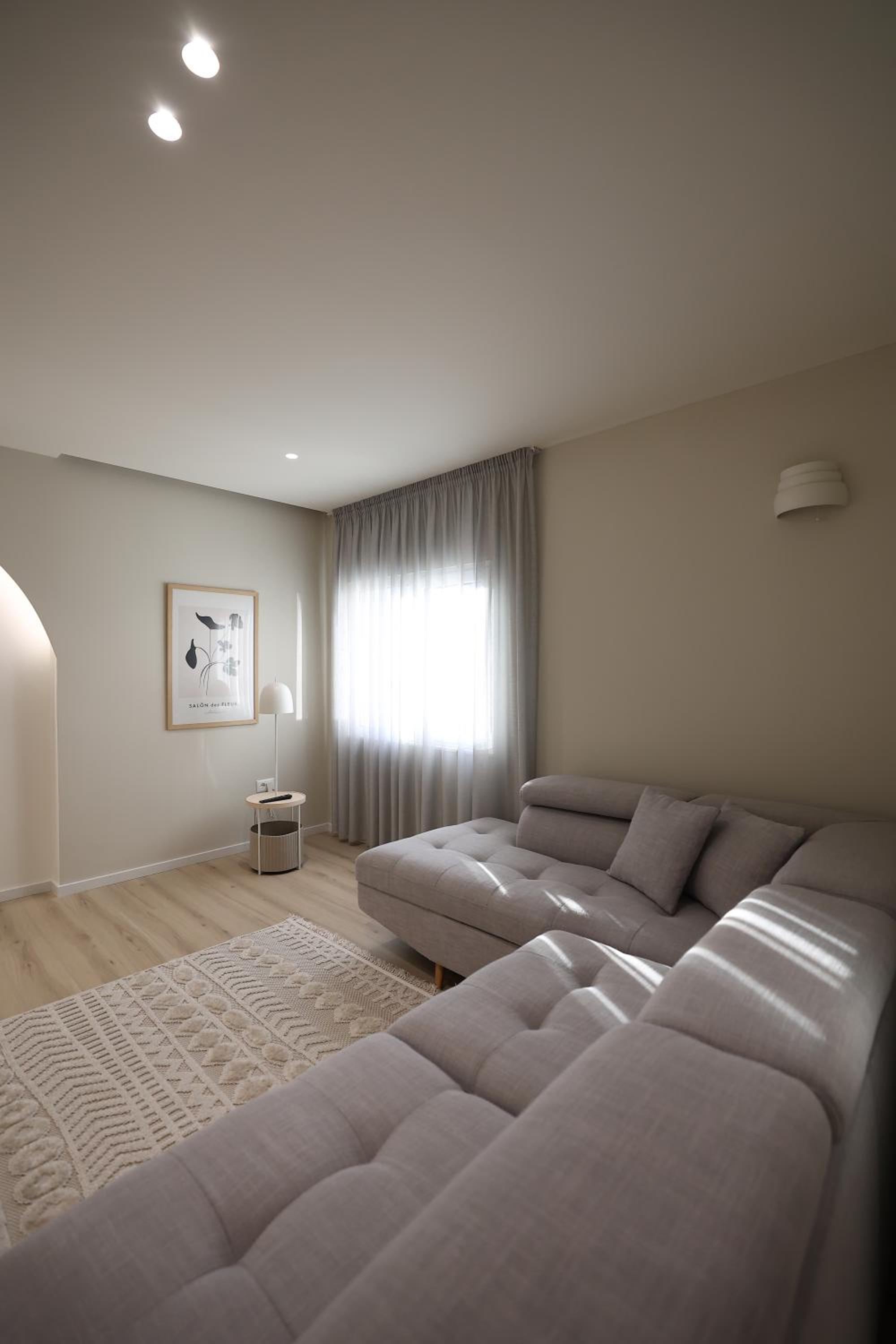 Sunshine Apartments