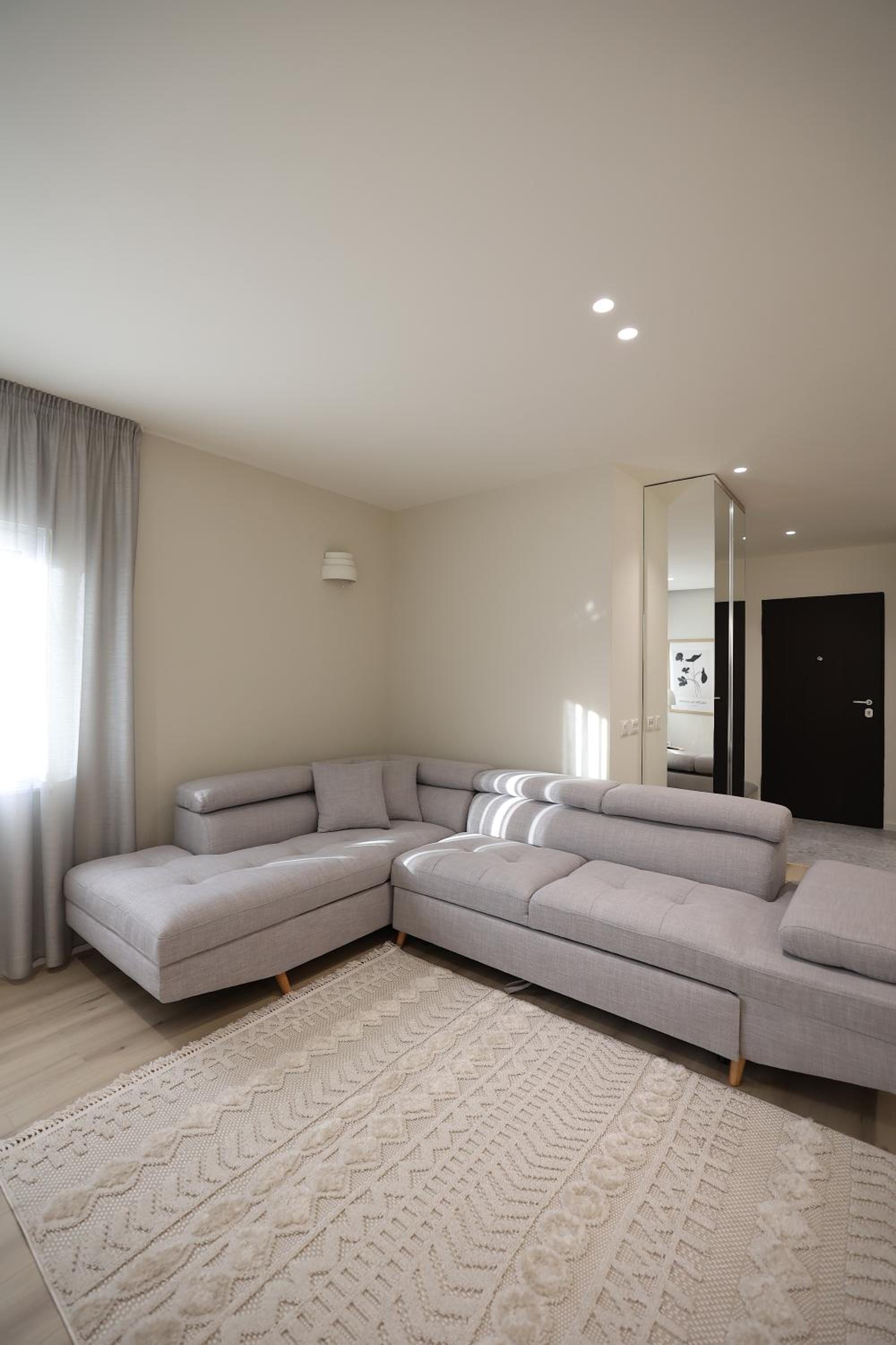Sunshine Apartments