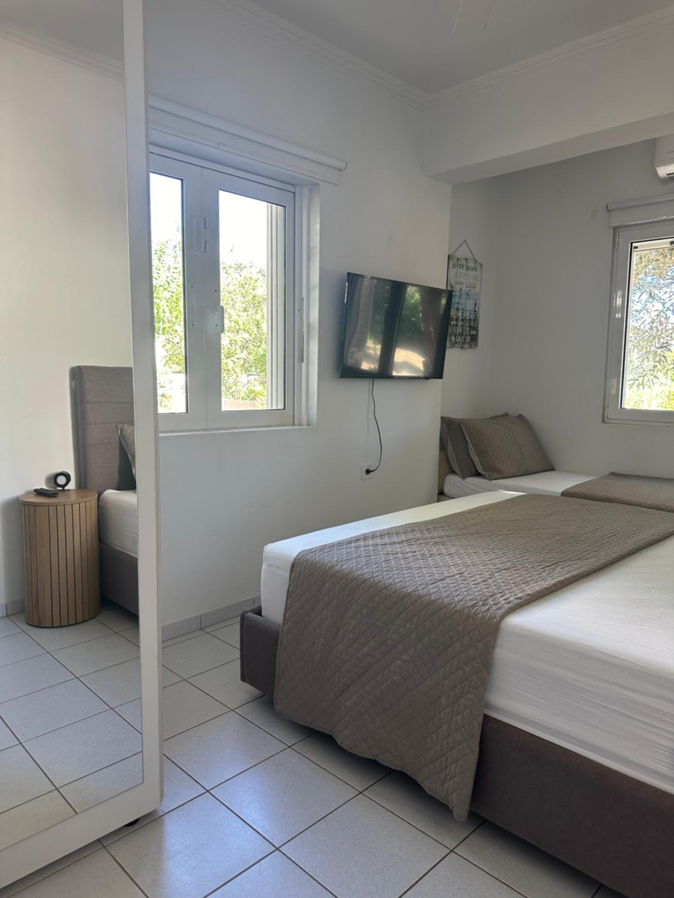 Serenity villa at Sounio, close to the beach view 3