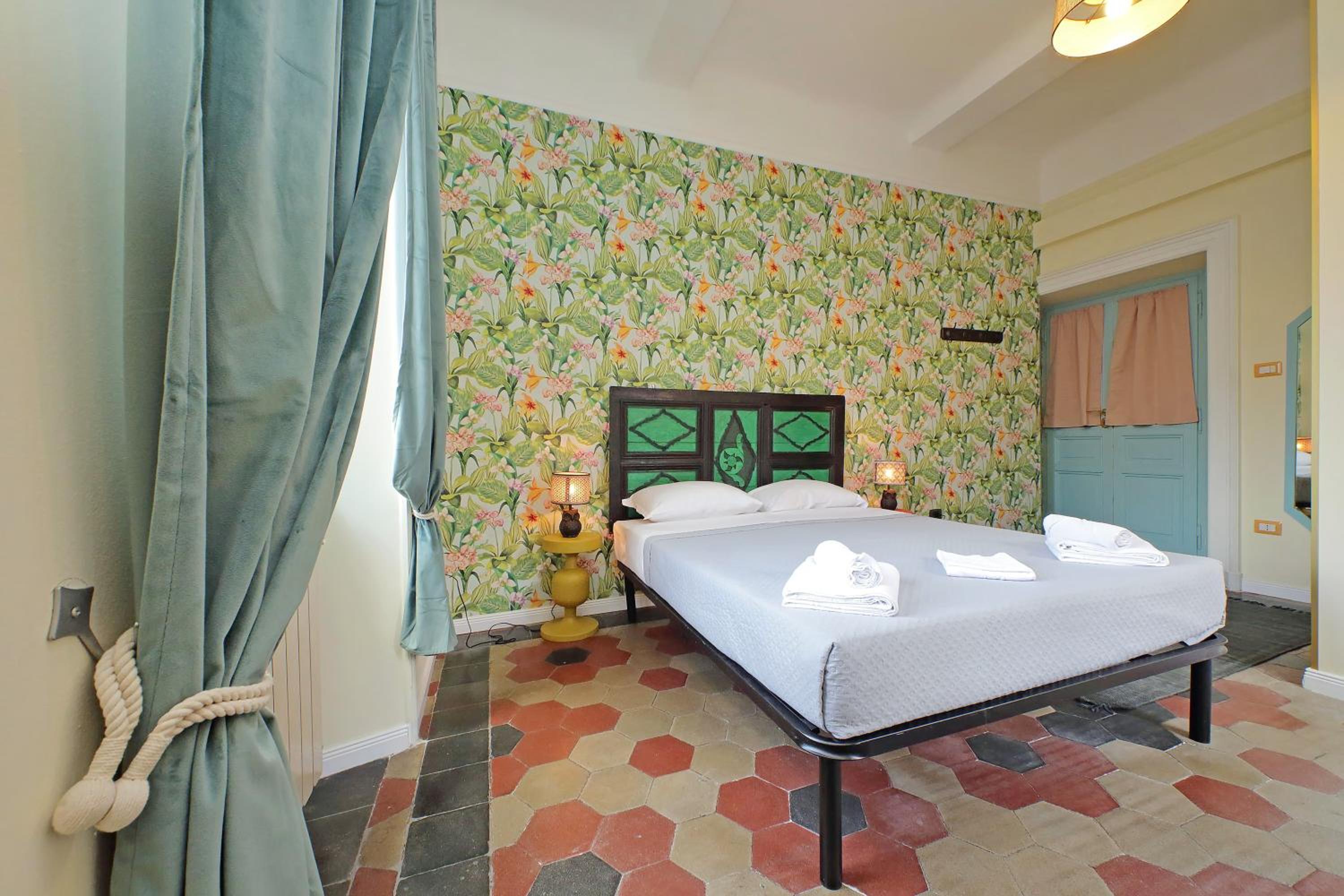 Colosseo Kokedama rooms