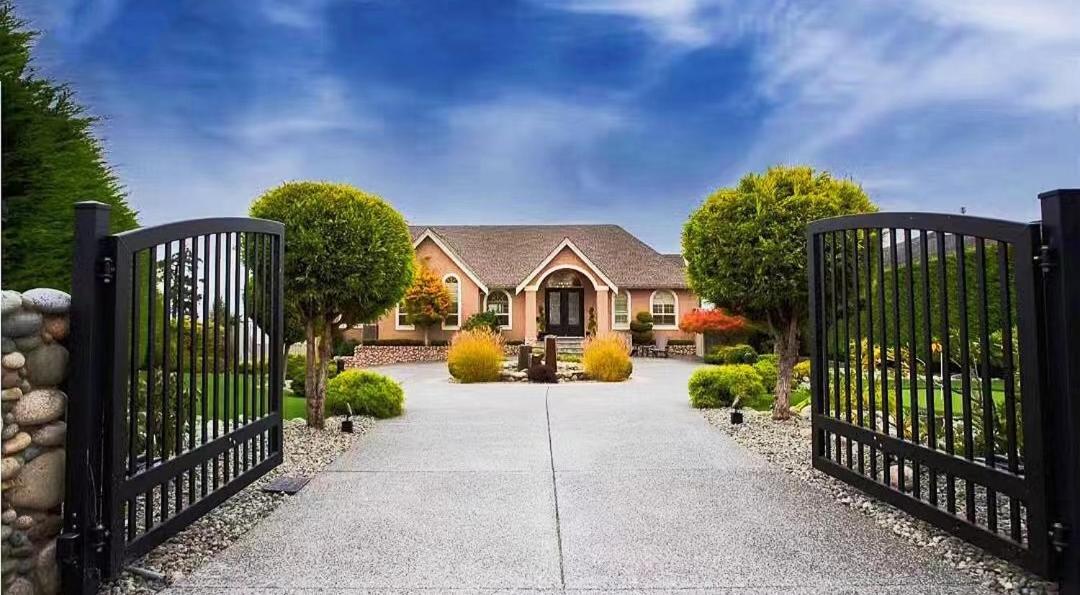 Oceanfront Gated villa