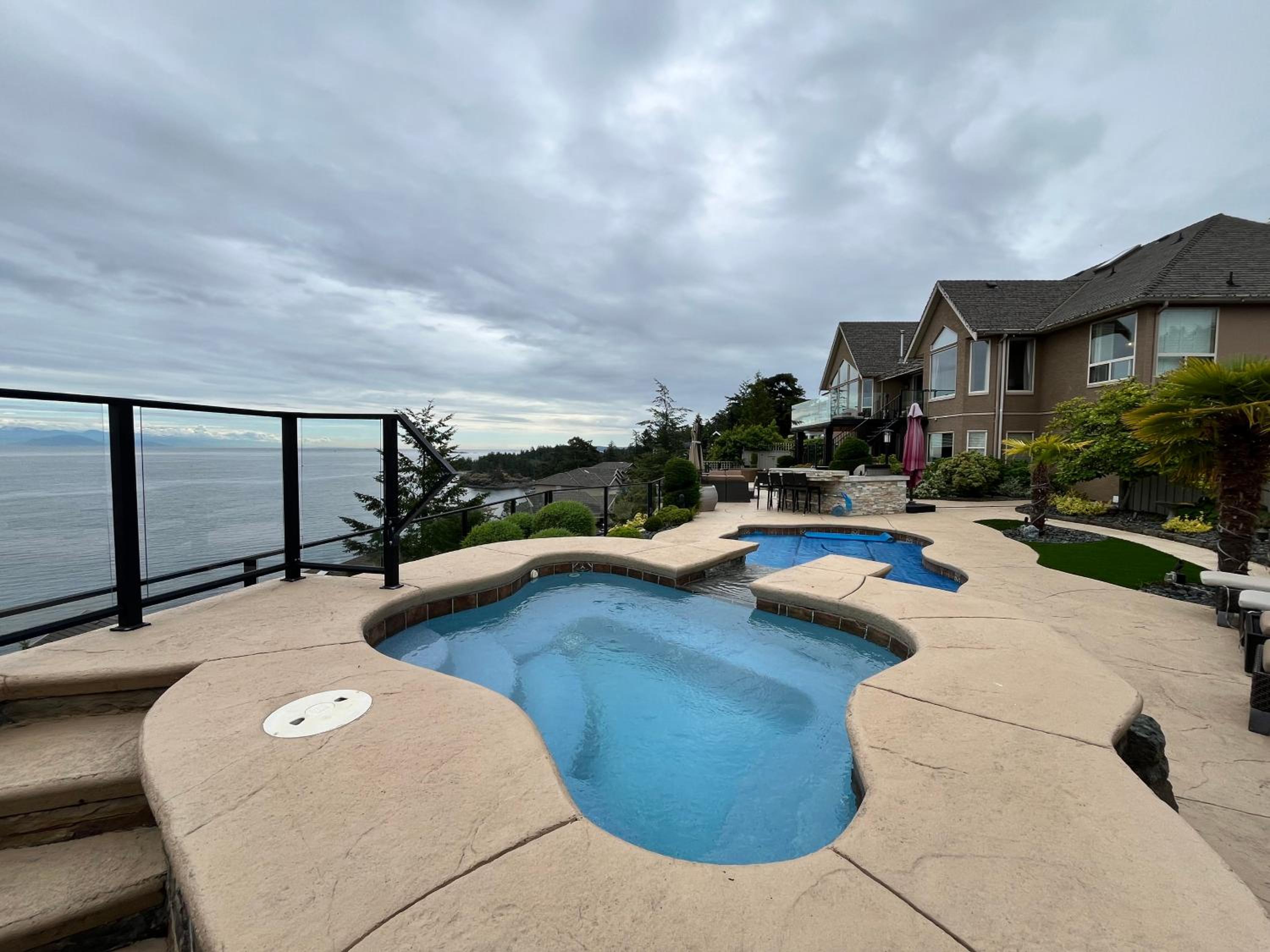 Oceanfront Gated villa
