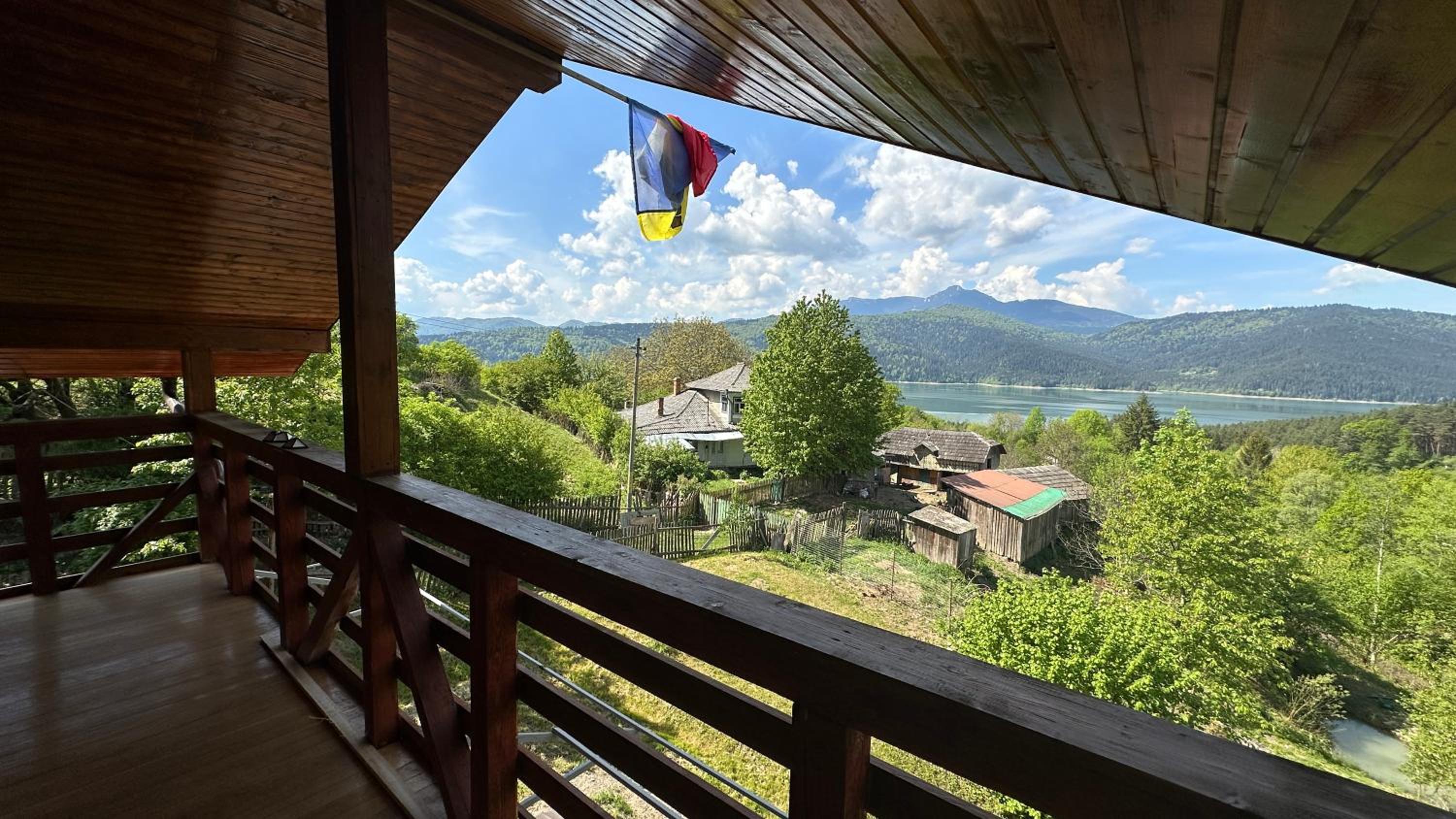 Cabana de lemn Lacul Bicaz