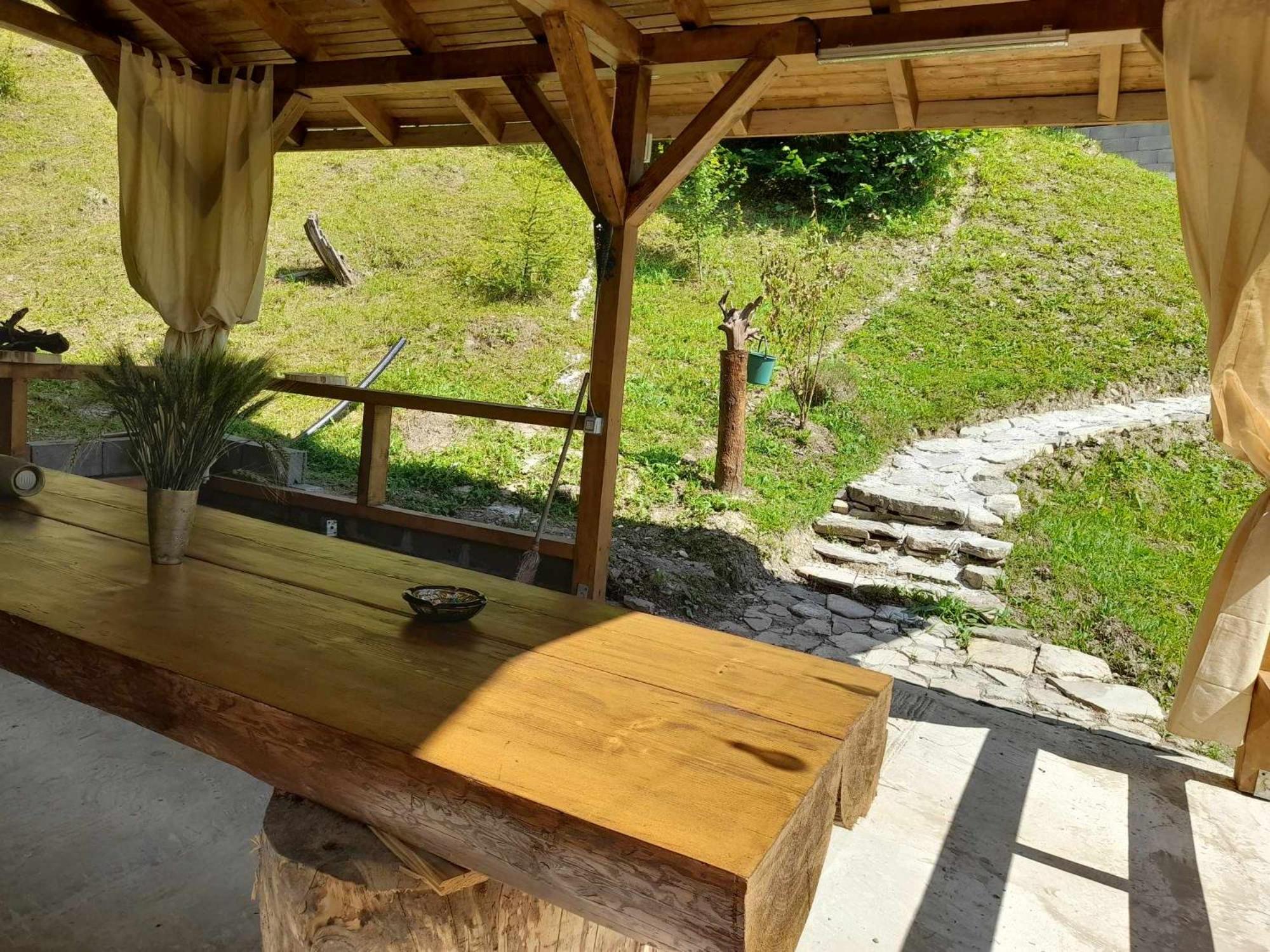 Cabana de lemn Lacul Bicaz