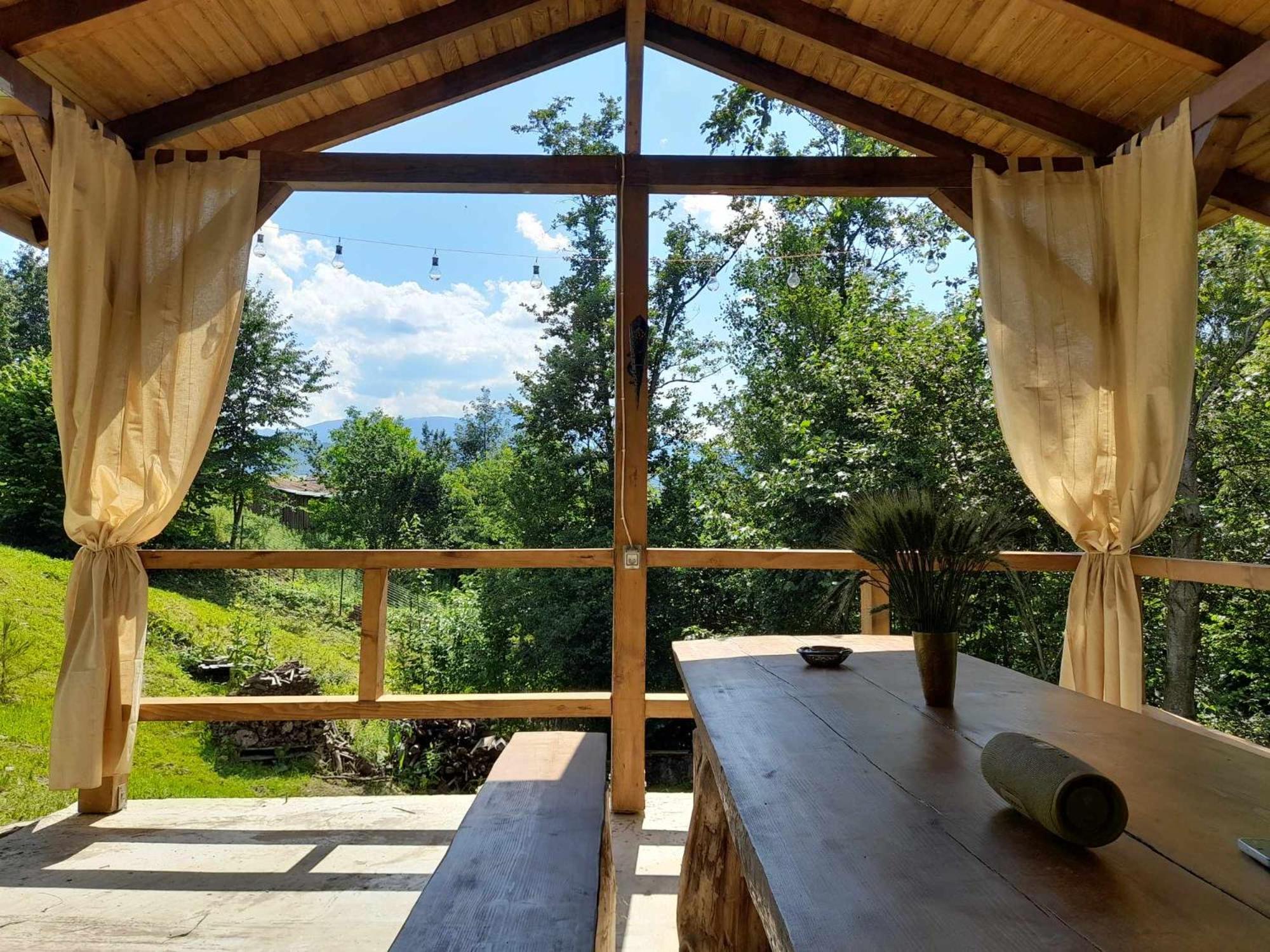 Cabana de lemn Lacul Bicaz