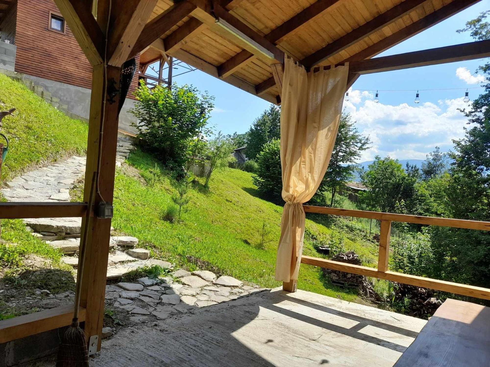 Cabana de lemn Lacul Bicaz