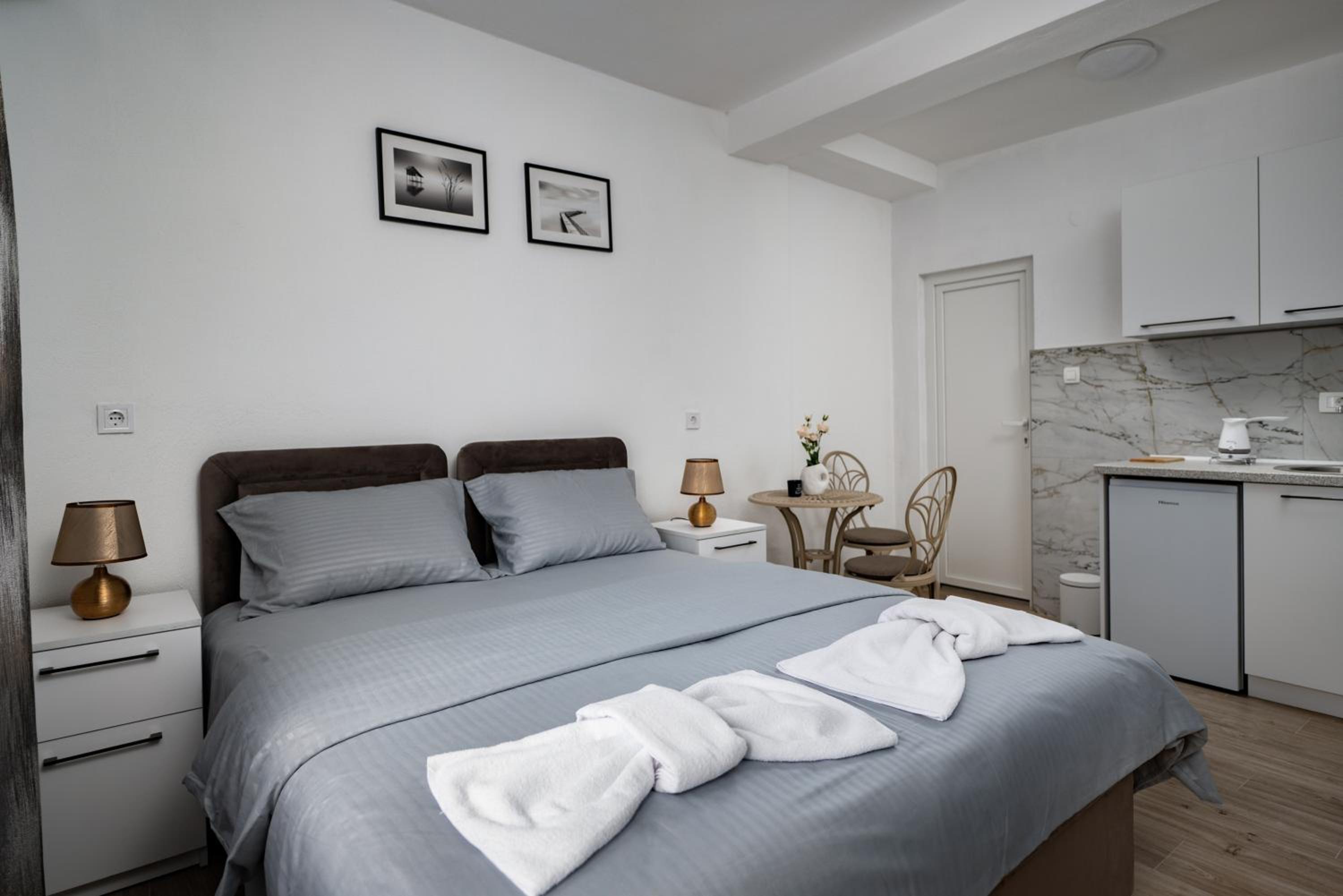 Hotel Apartmani Kaan - Image 1