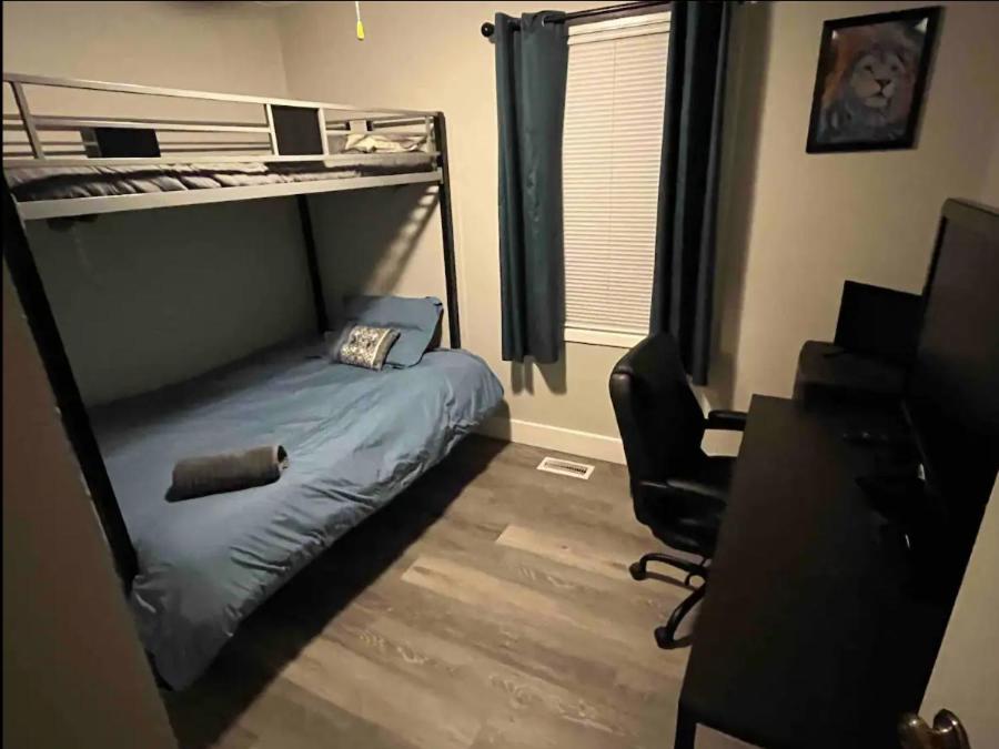 Spacious 3 Bedroom view 5