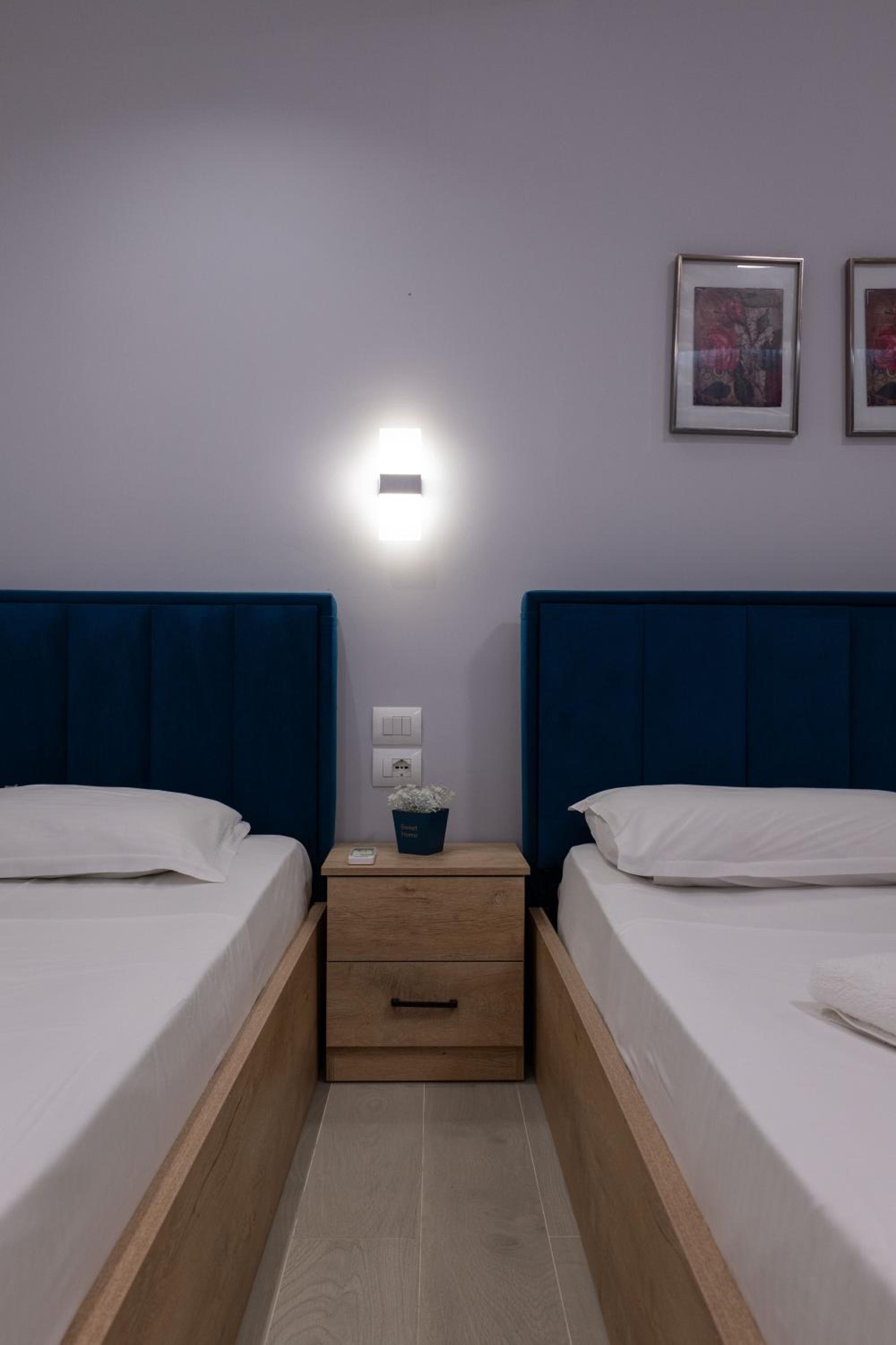 Twins Hotel