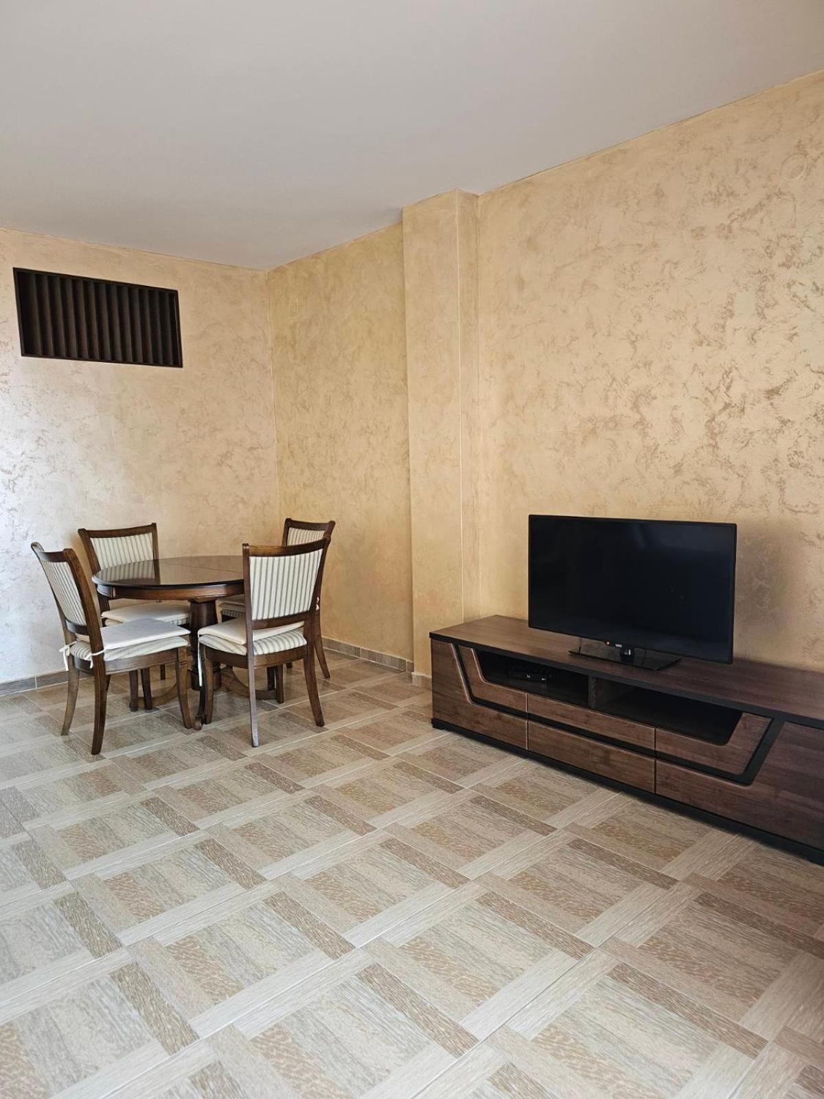 Luka Apartments