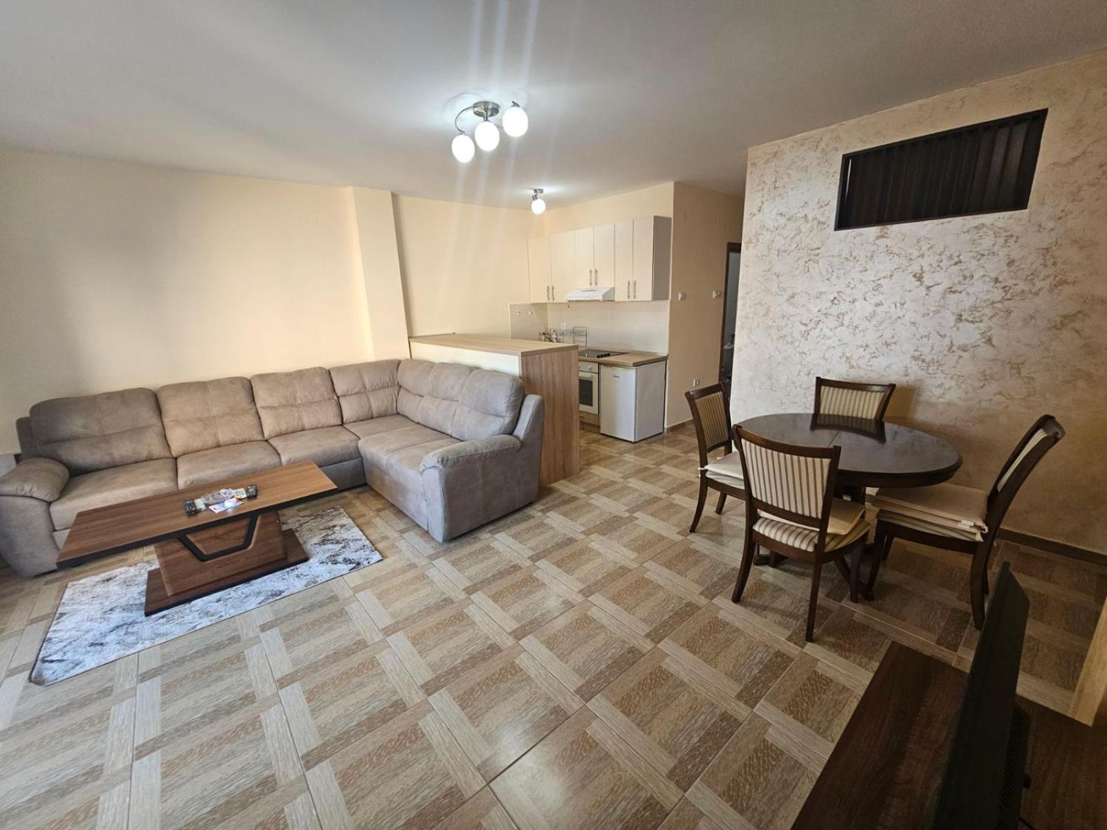 Luka Apartments