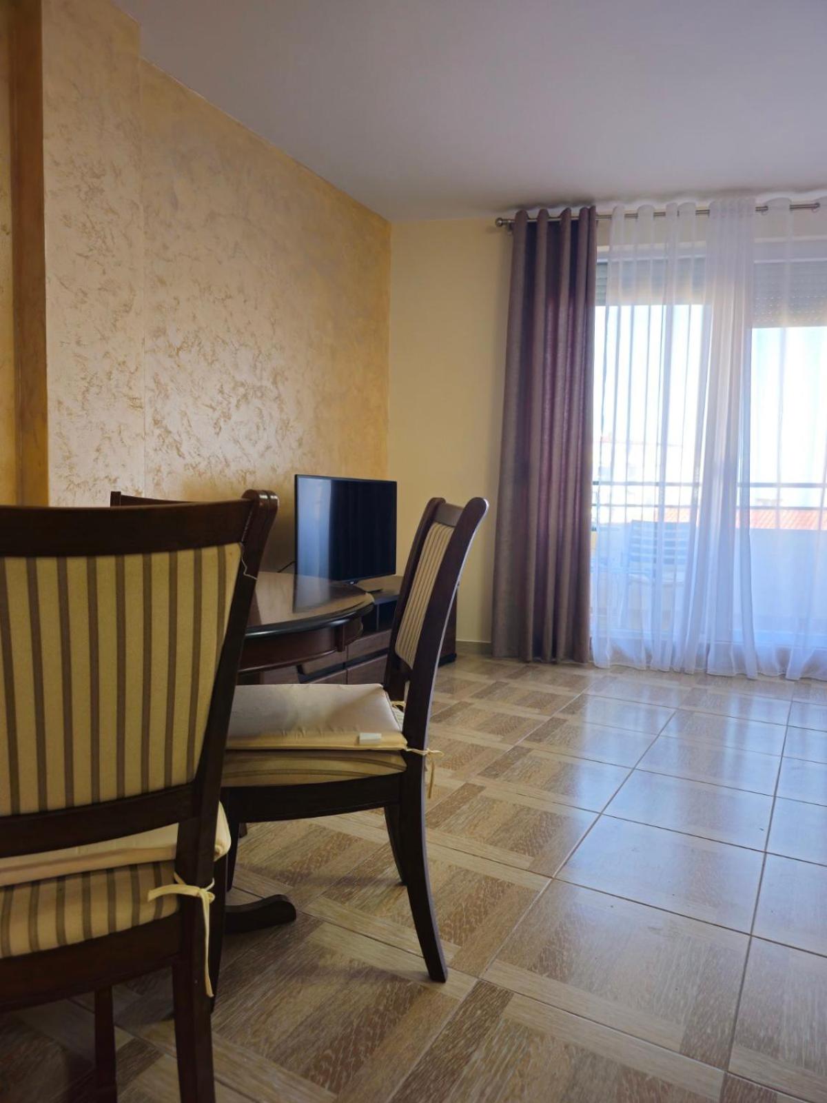 Luka Apartments