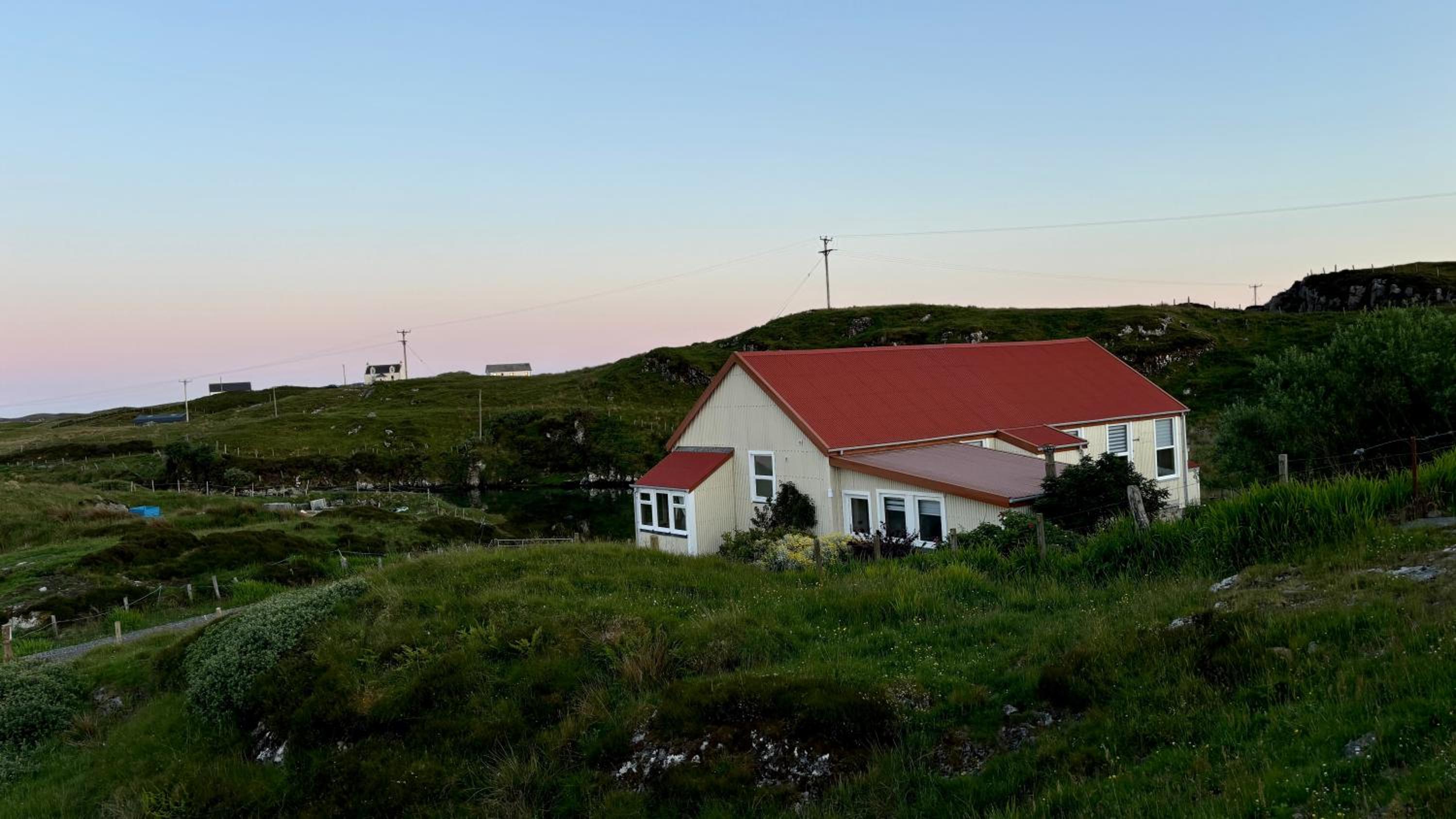 Kallin Schoolhouse 'Ravens Rock'