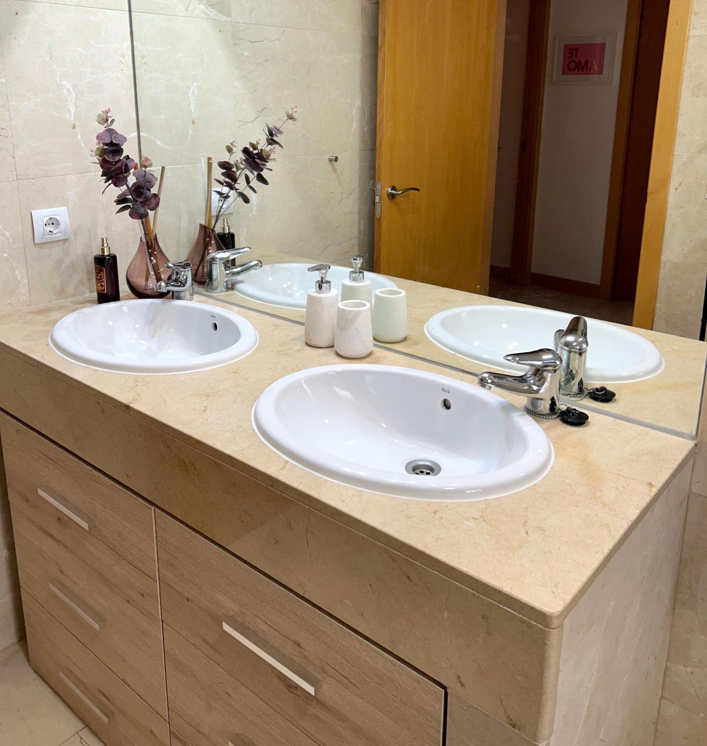 Beautiful modern flat with pool in Lomas de Campoamor