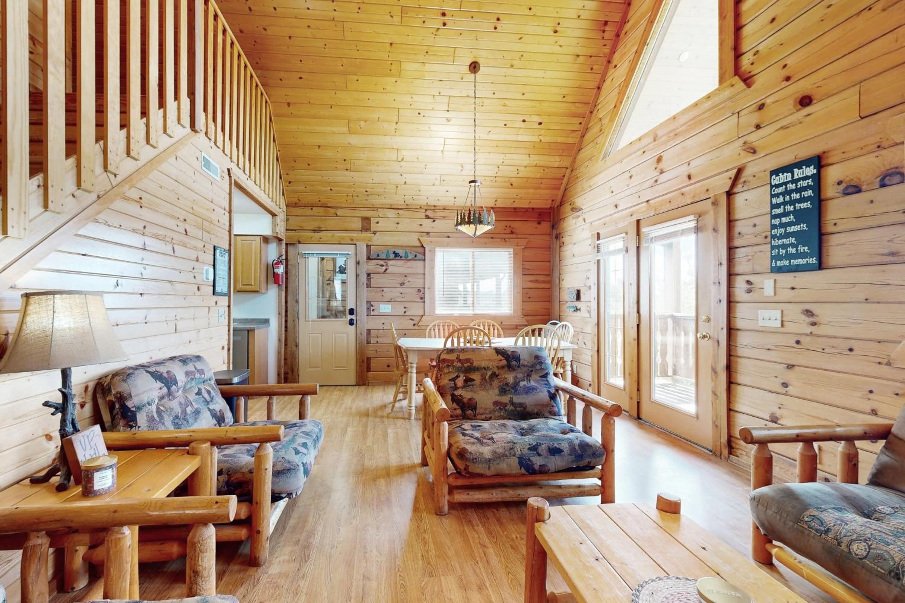 Steps to Three Bears Resort! Outdoorsy Escape