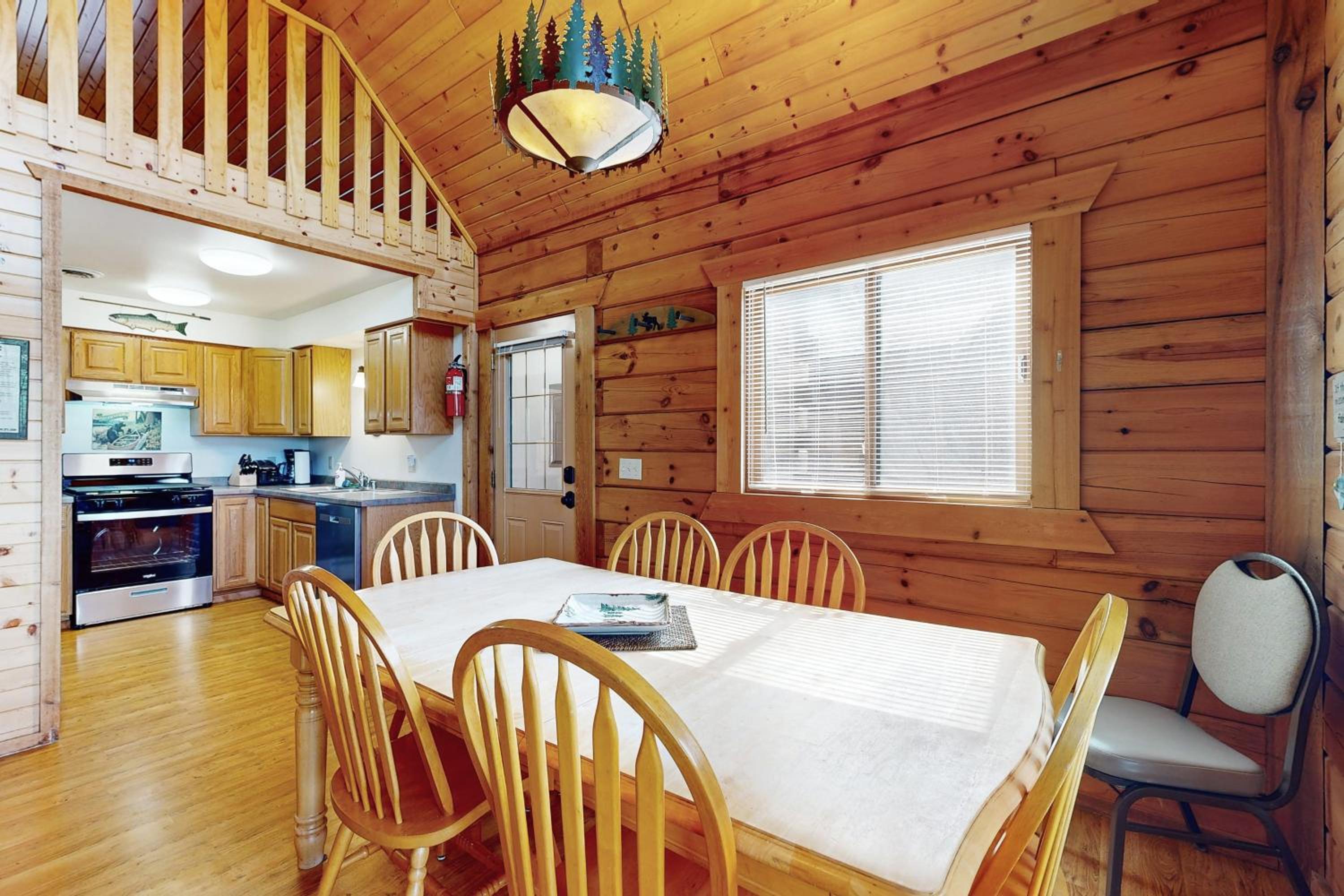 Steps to Three Bears Resort! Outdoorsy Escape