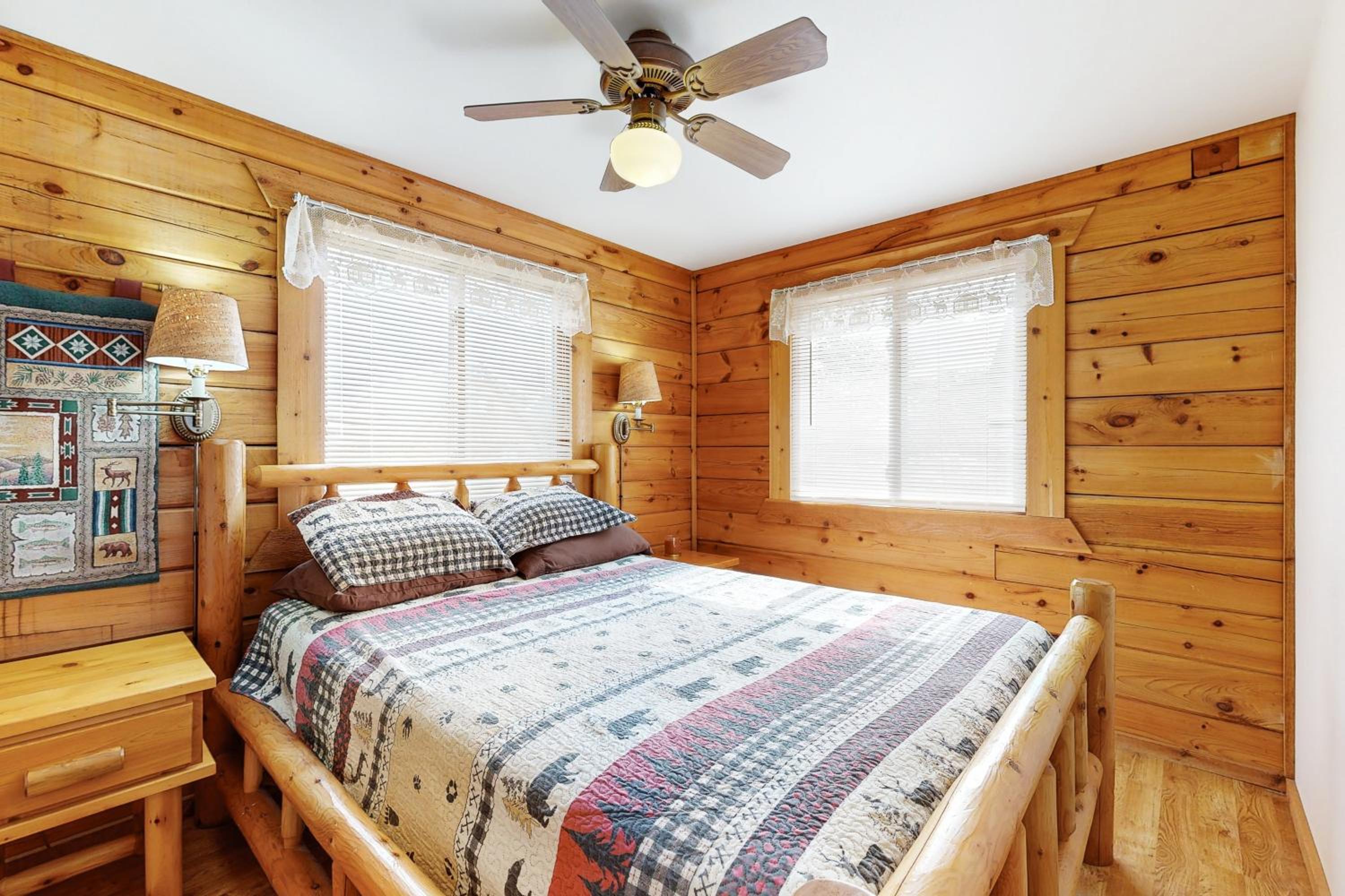 Steps to Three Bears Resort! Outdoorsy Escape