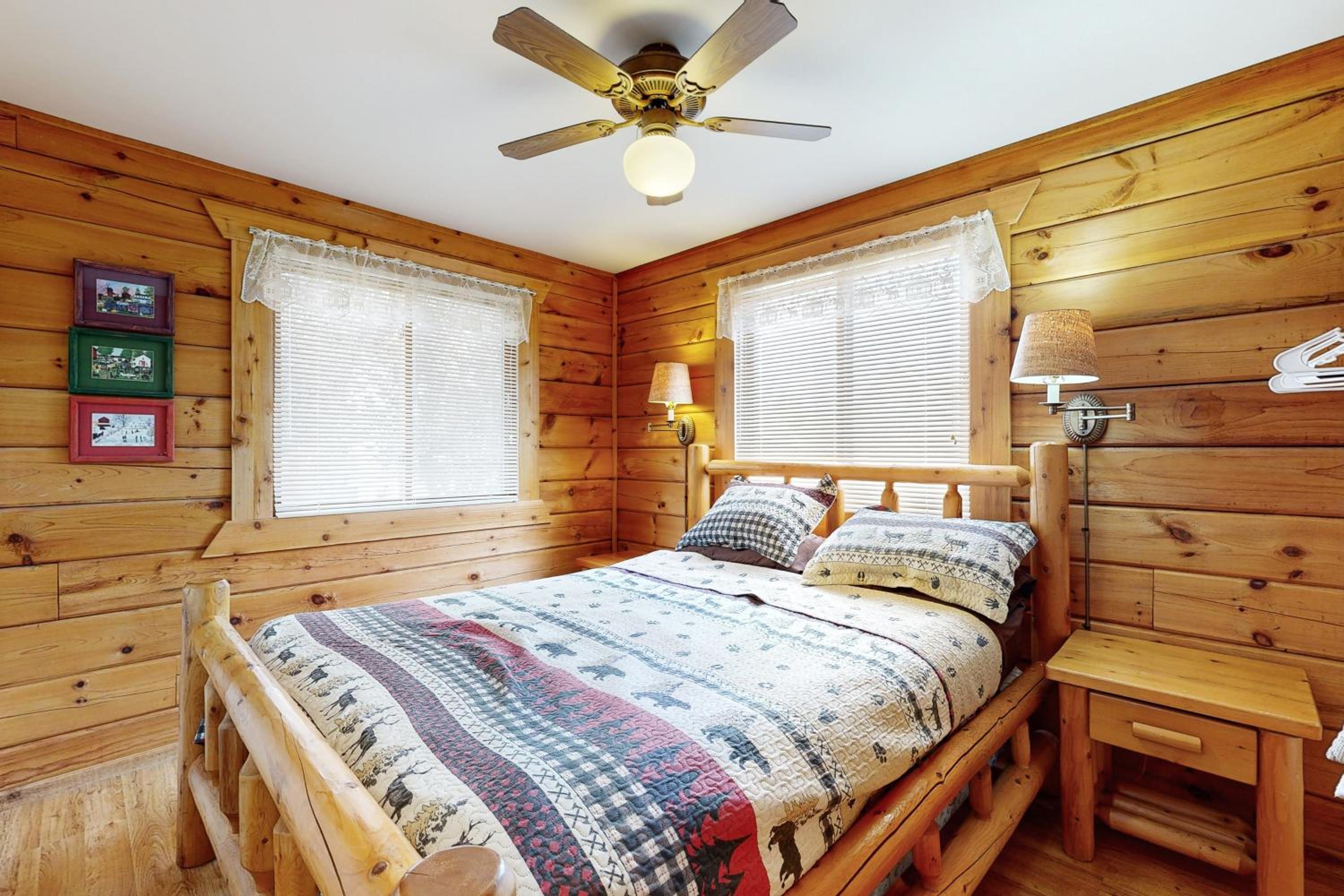 Steps to Three Bears Resort! Outdoorsy Escape