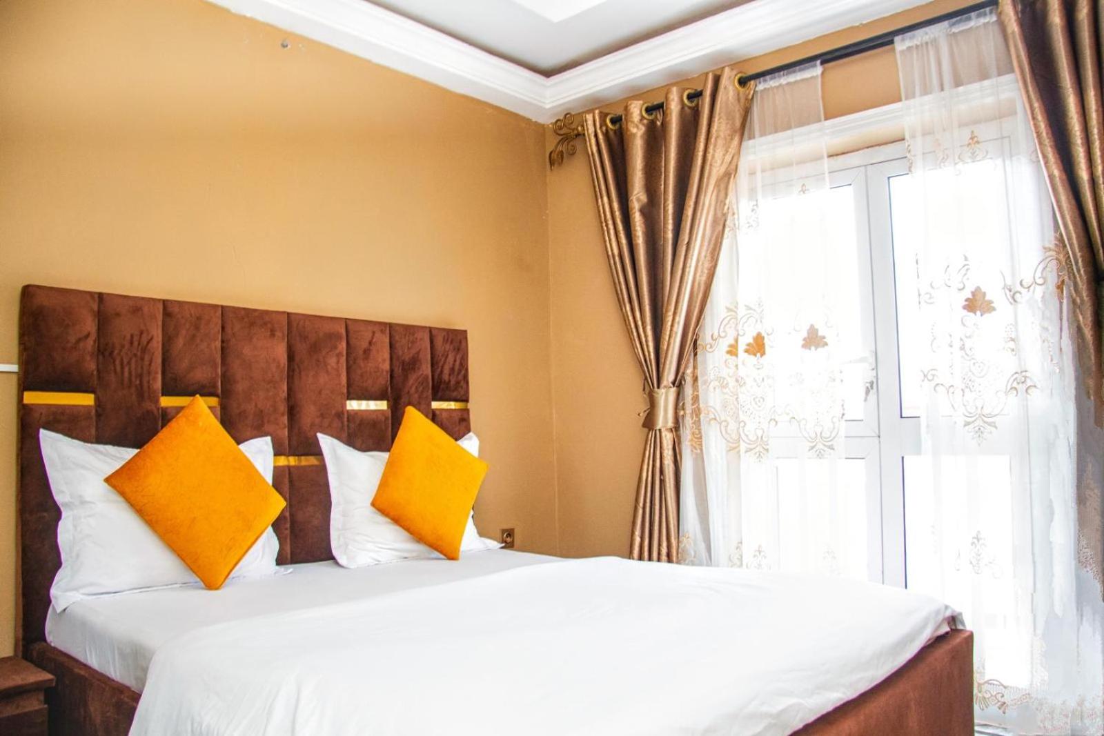 Continental Cozy GuestHouse