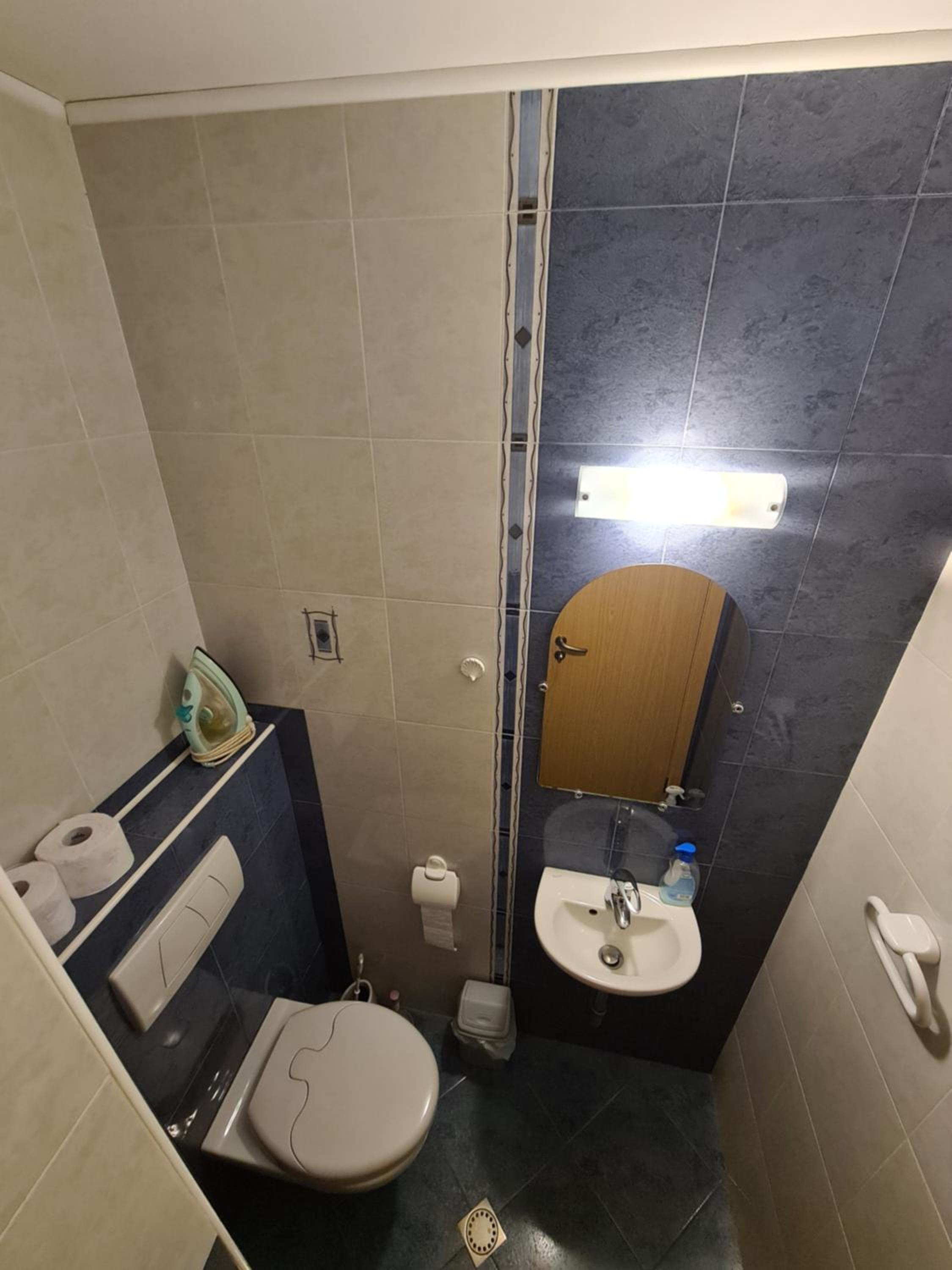 Spacious 2 Bedroom Apartment