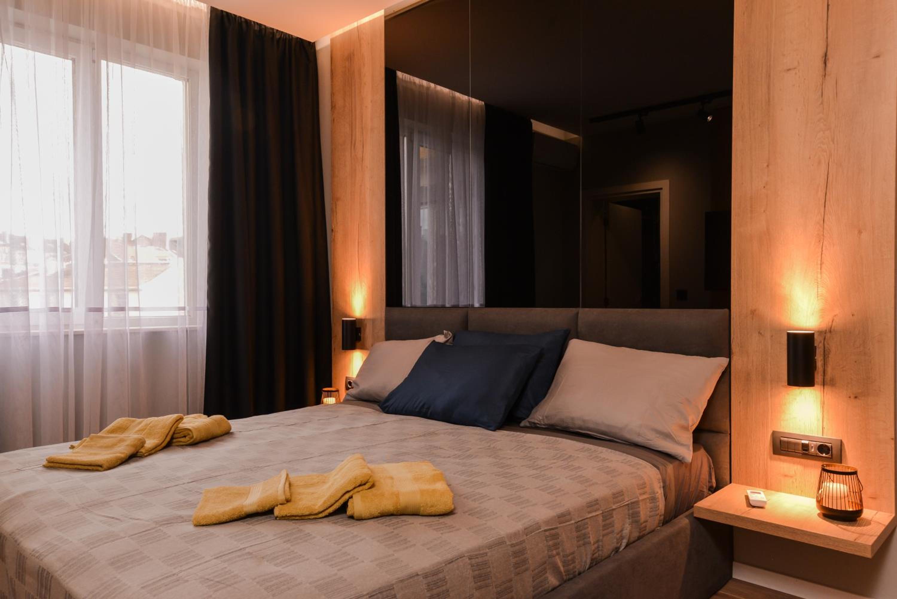 Elegant 2-BDR 2-BTHR in Sofia Luxury Stay
