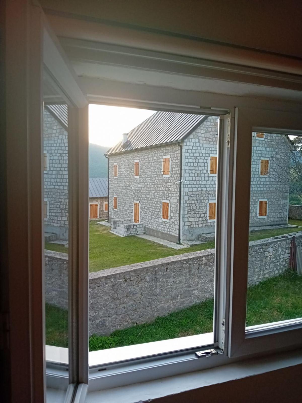 Apartment Beautiful view in Piva photo 2