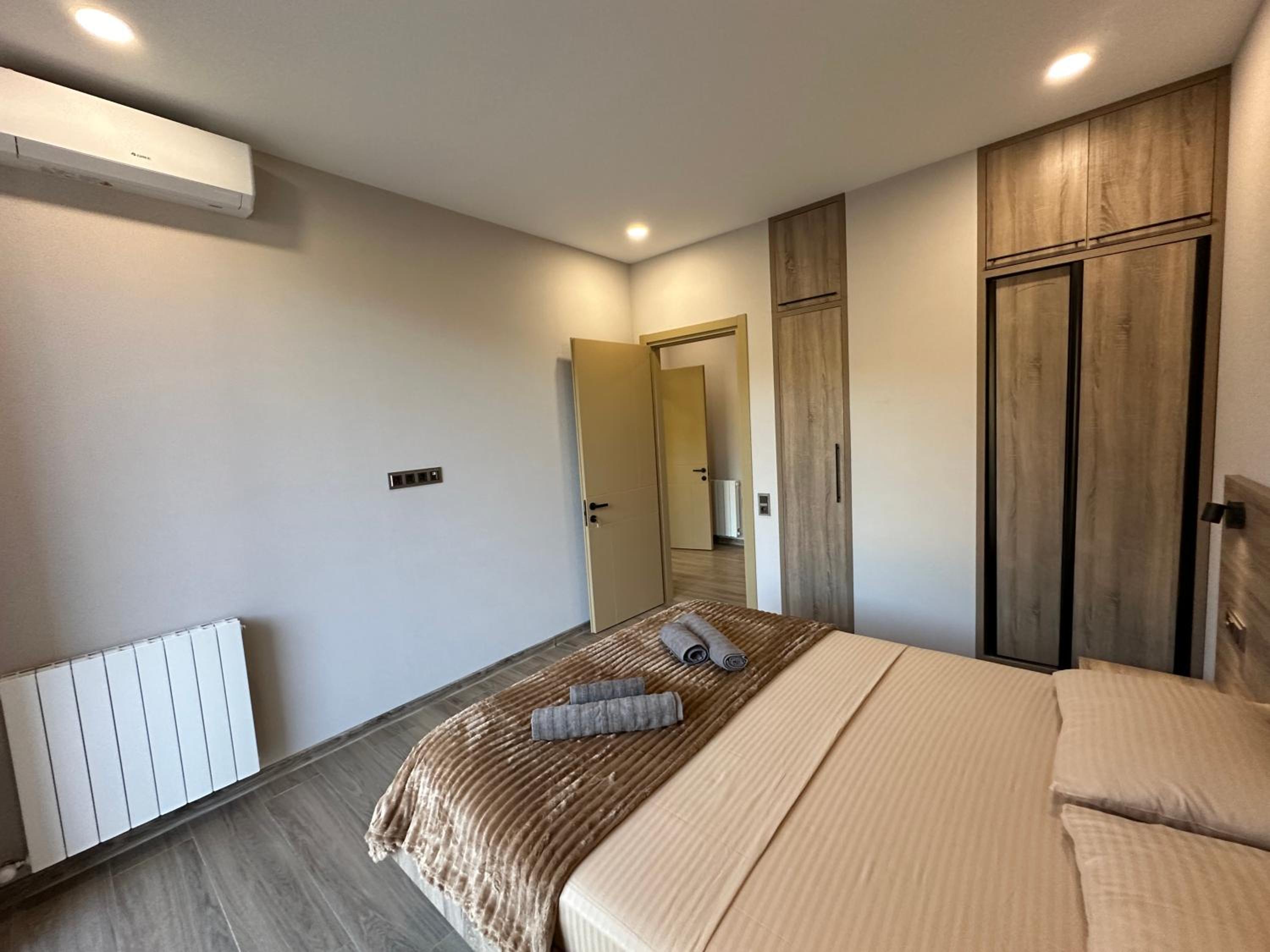 Gonio N907 4Bedroom Sea and Mountain view Beachfront apartment view 3