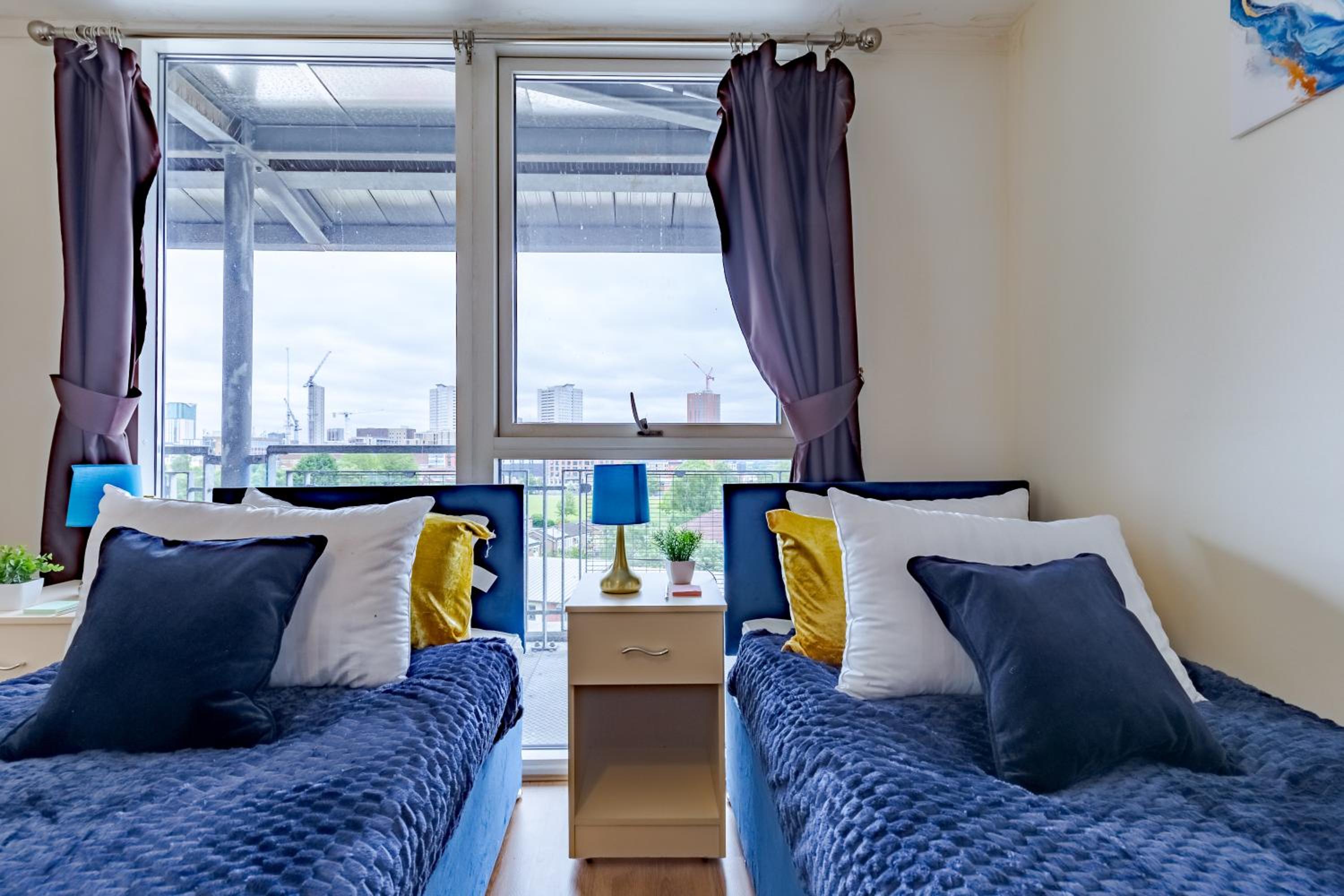 Casa Navy I Comfy I Quiet I Home Away From Home view 5
