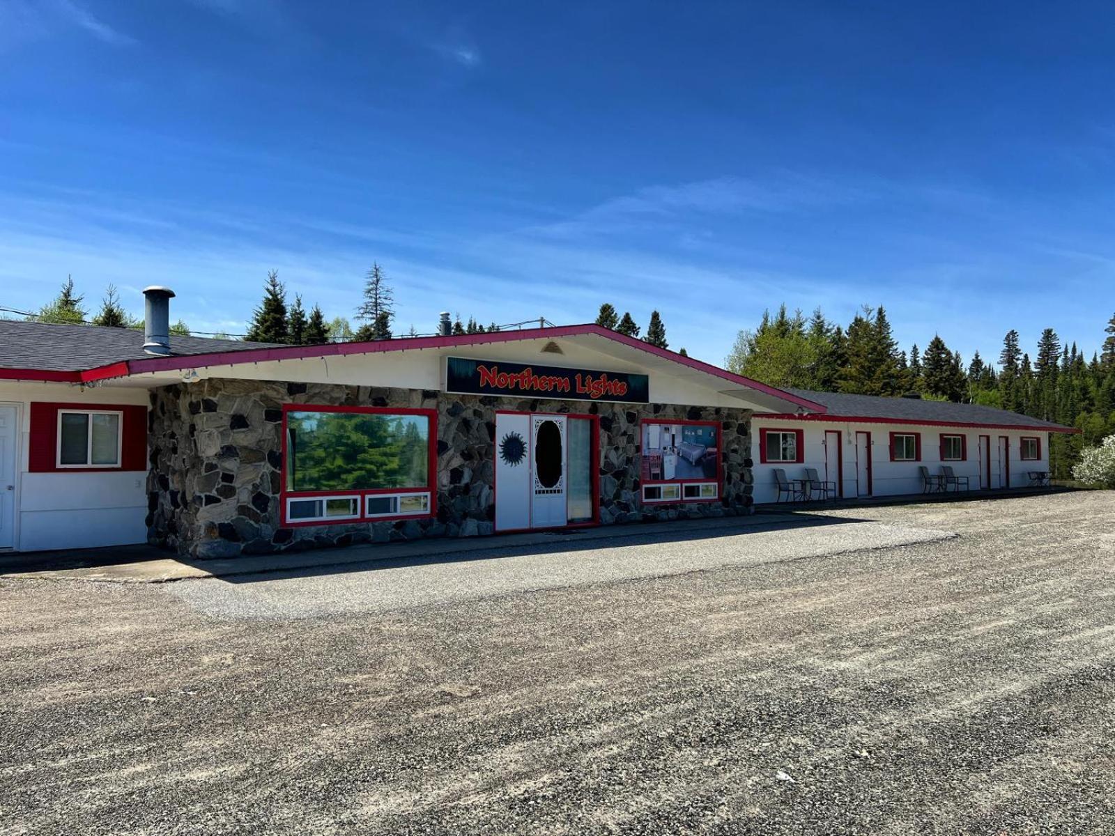 Wawa Northern Lights Motel and Chalets