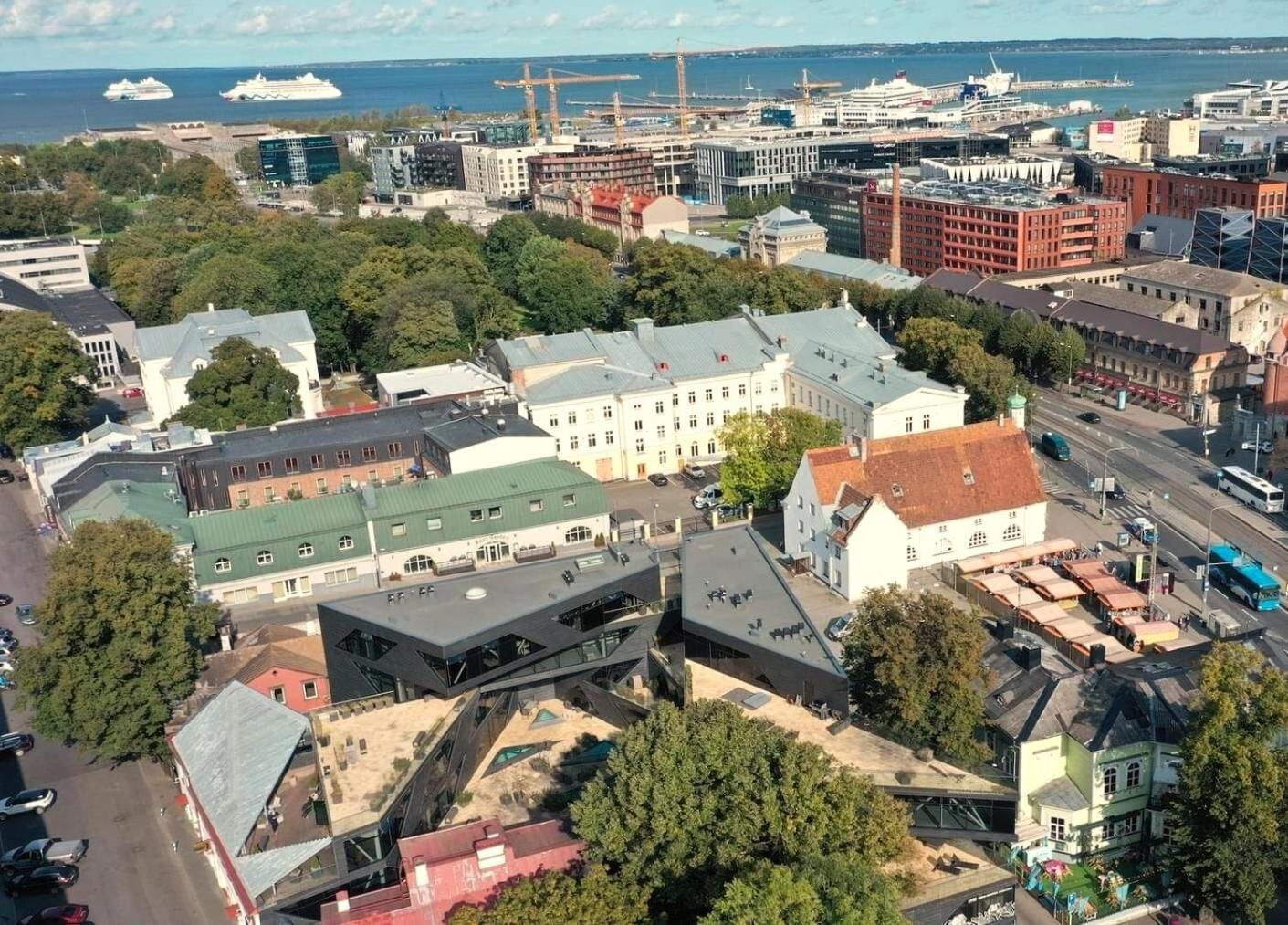 Tallinn Vacations - Comfort of city central with charming view - Property Image 11
