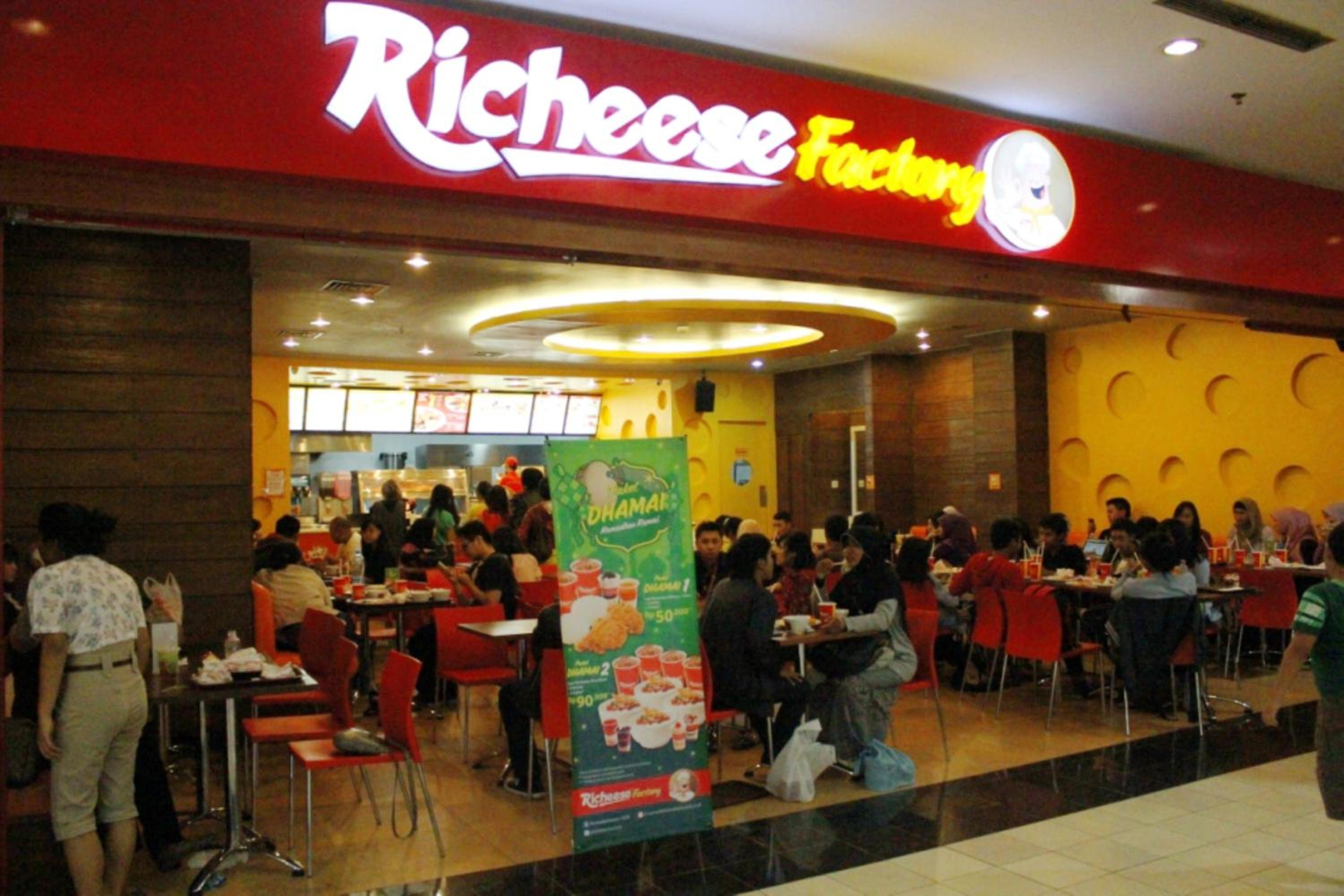 100 Service suites At Times Square KL