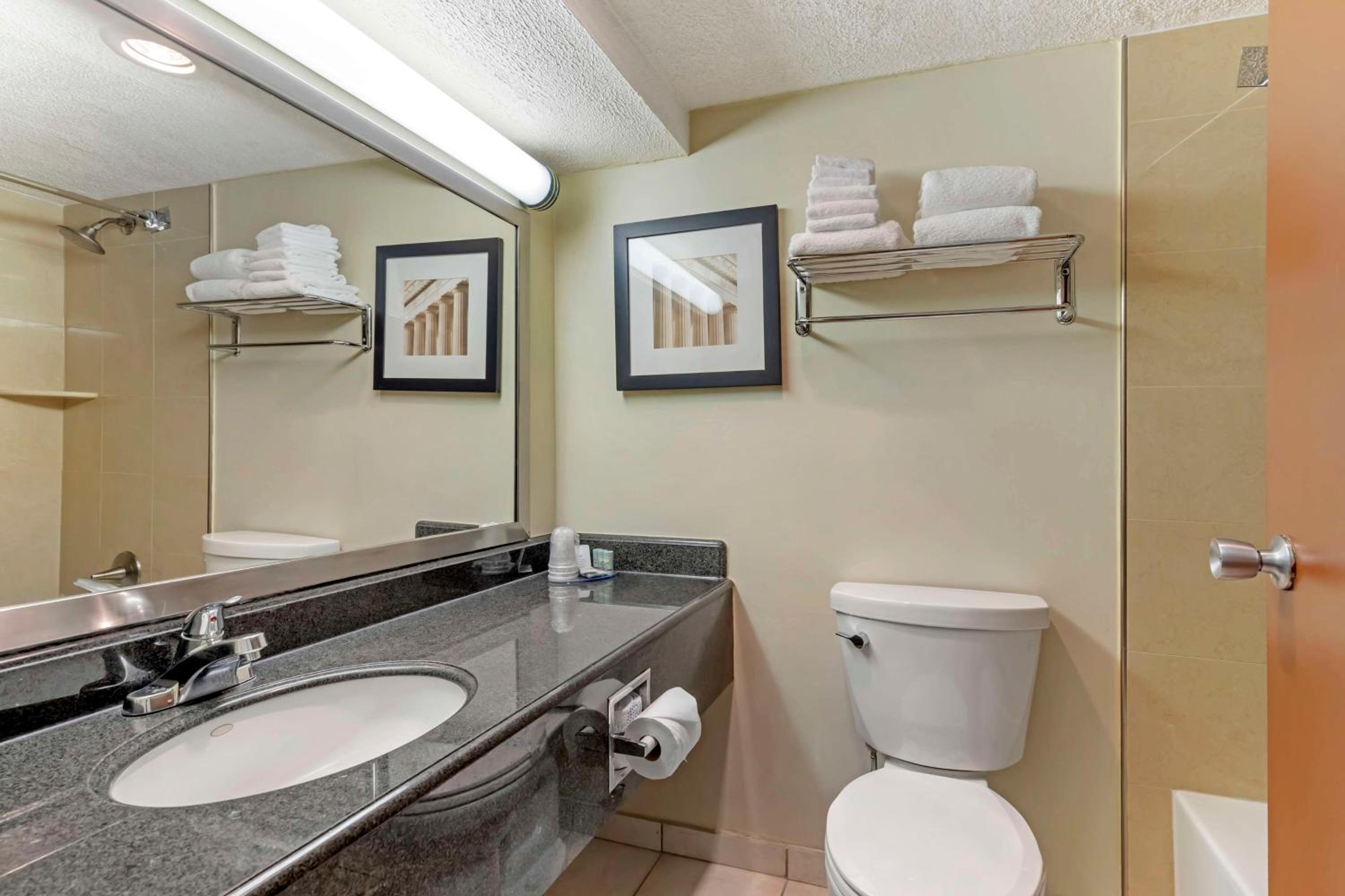 Best Western Capital Beltway Washington DC - Property Image 31