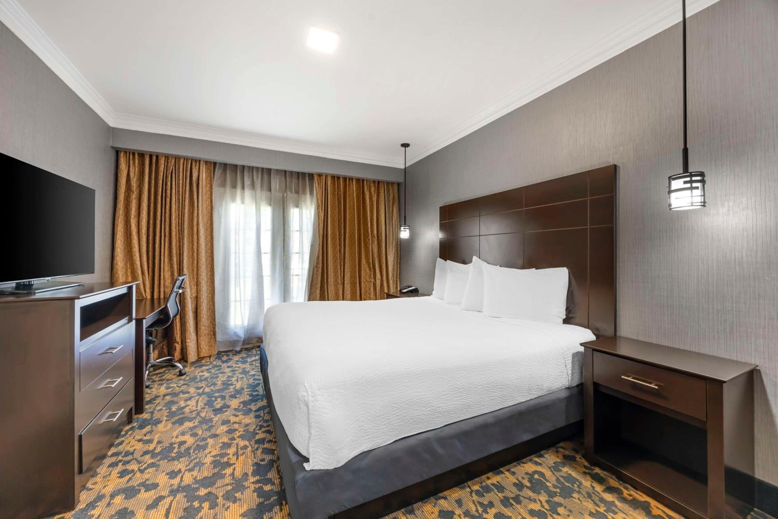 Best Western Brentwood - Property Image 25