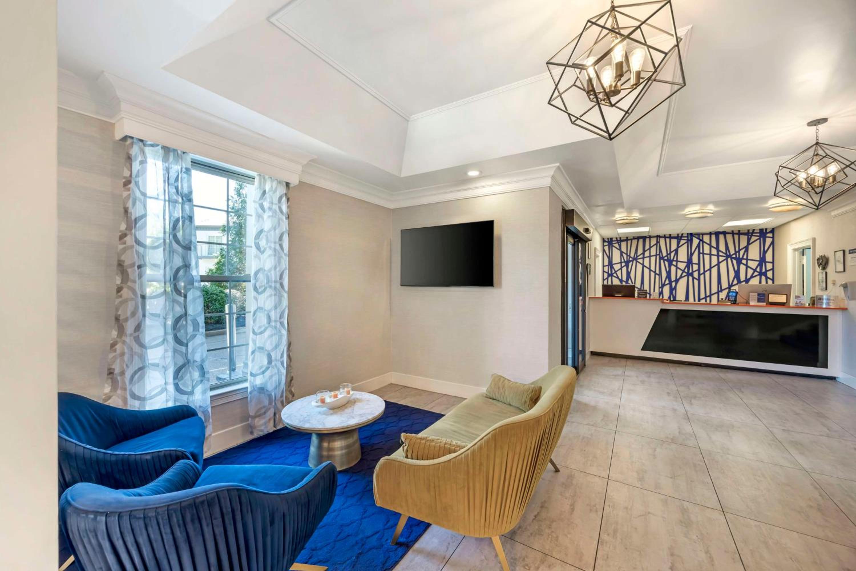 Best Western Brentwood - Property Image 24