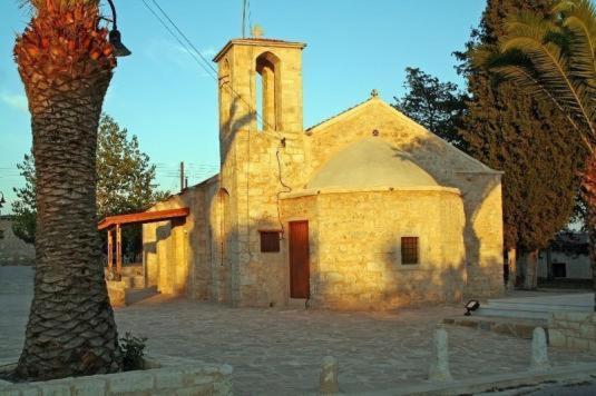 Arodes AsteriA Volunteer & Youth ECO-hostel
