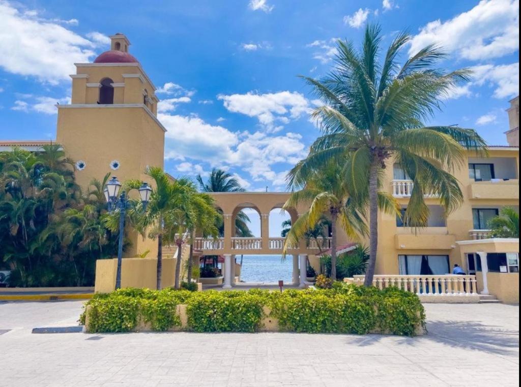 Condohotel con acceso a la playa