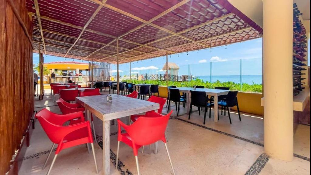 Condohotel con acceso a la playa