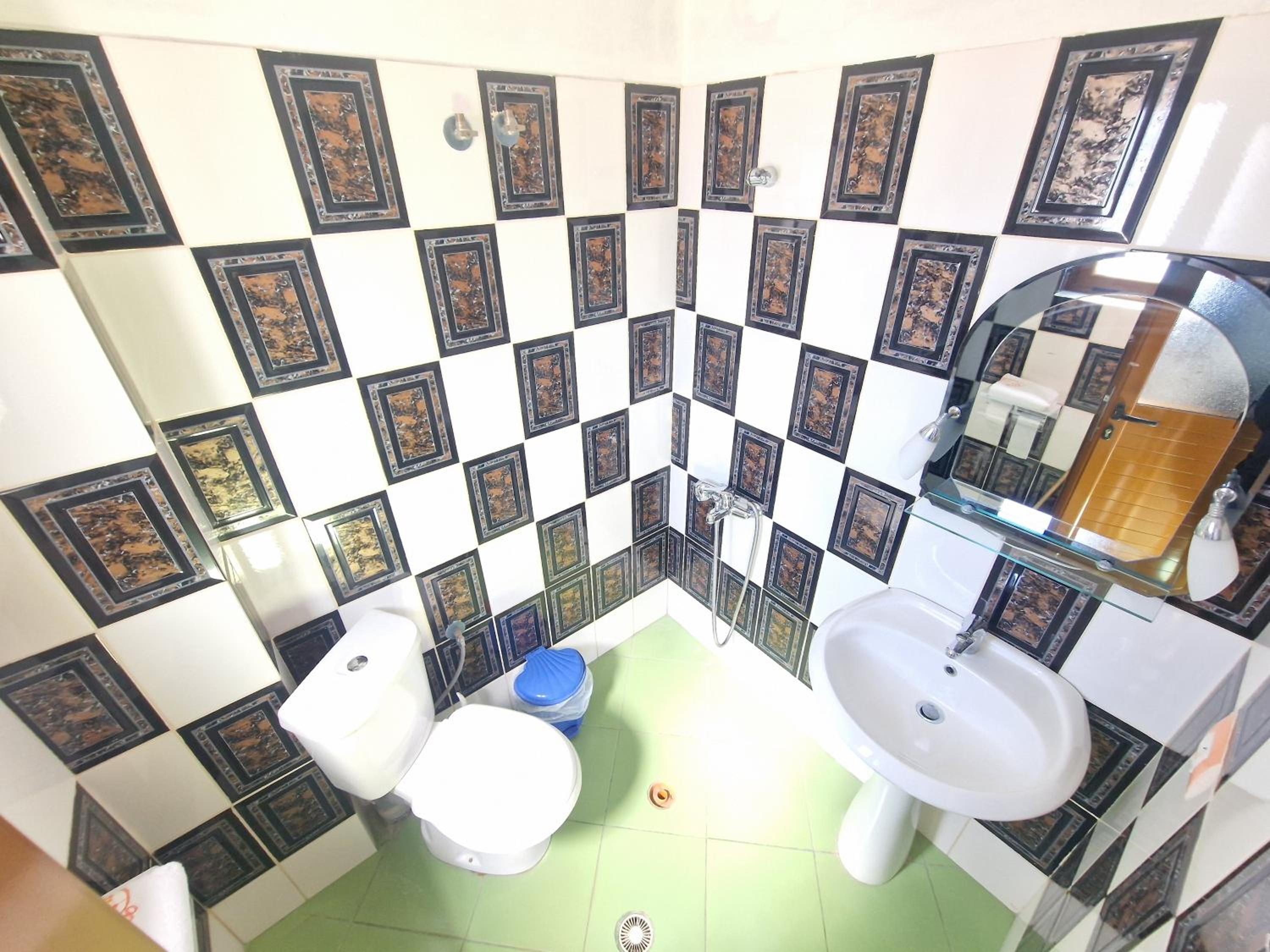 Marina Suites
