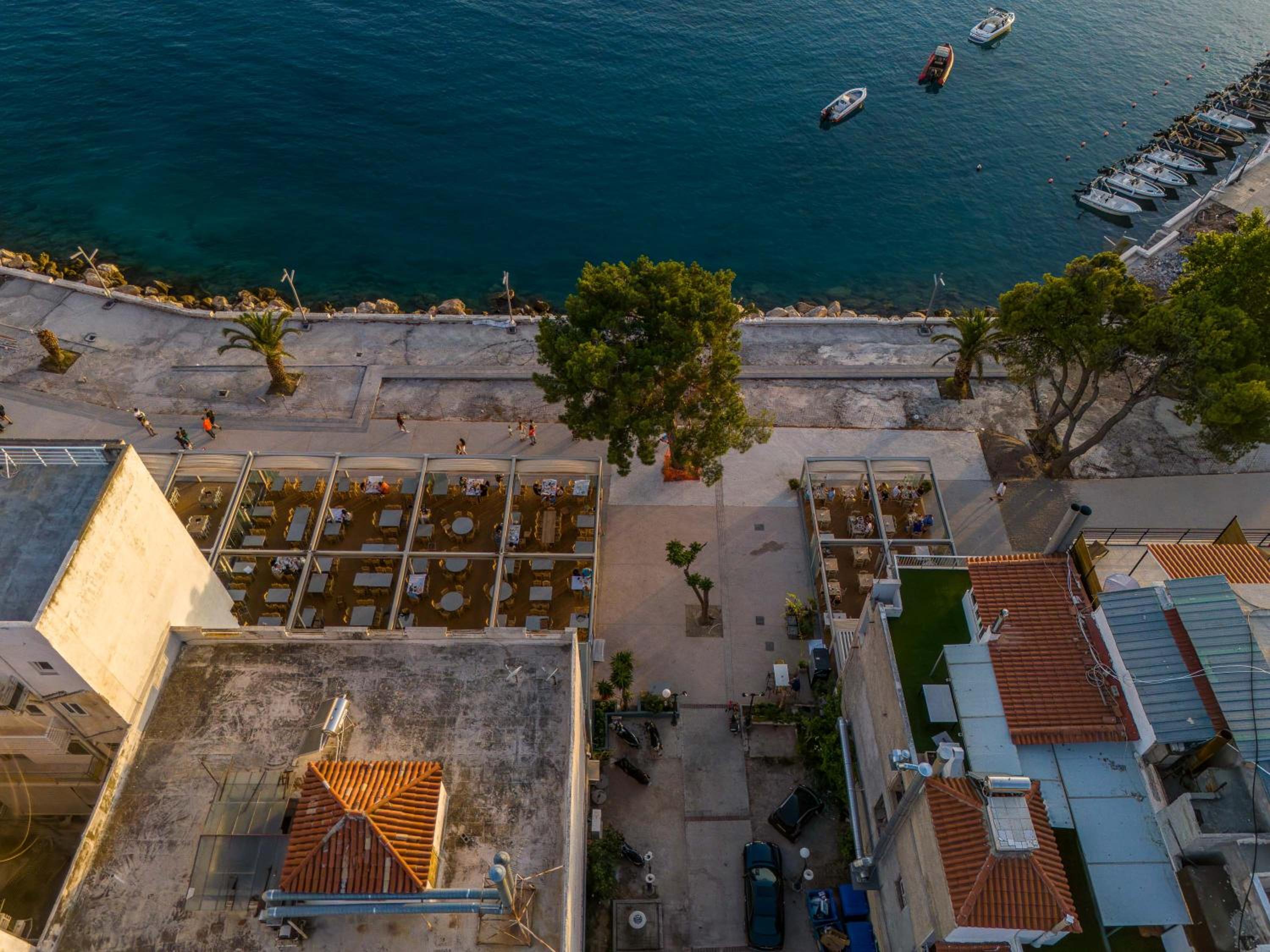 Center of Loutraki Ble Property5