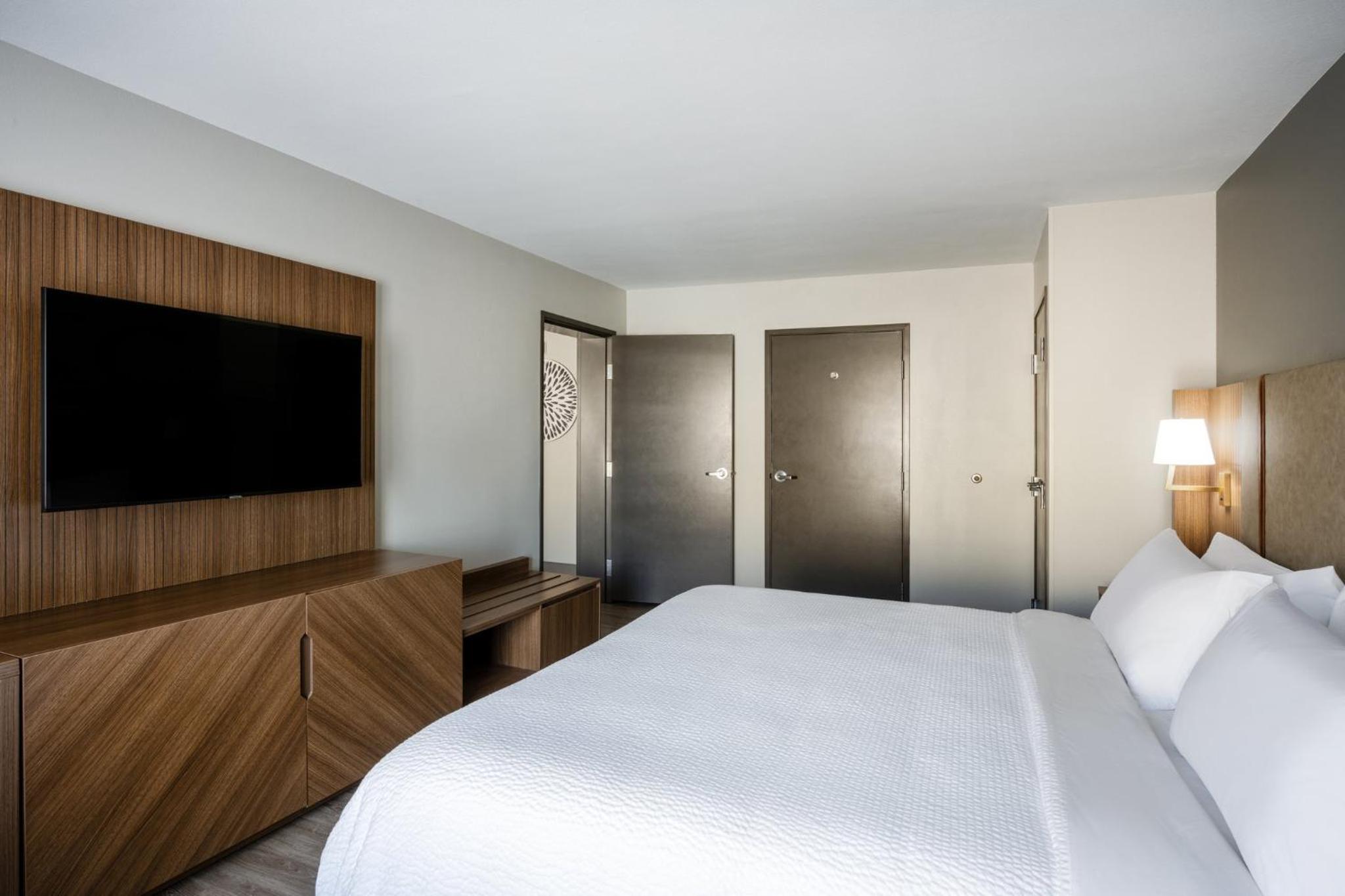 Blytheville Vacations - Holiday Inn Blytheville, an IHG Hotel - Property Image 22