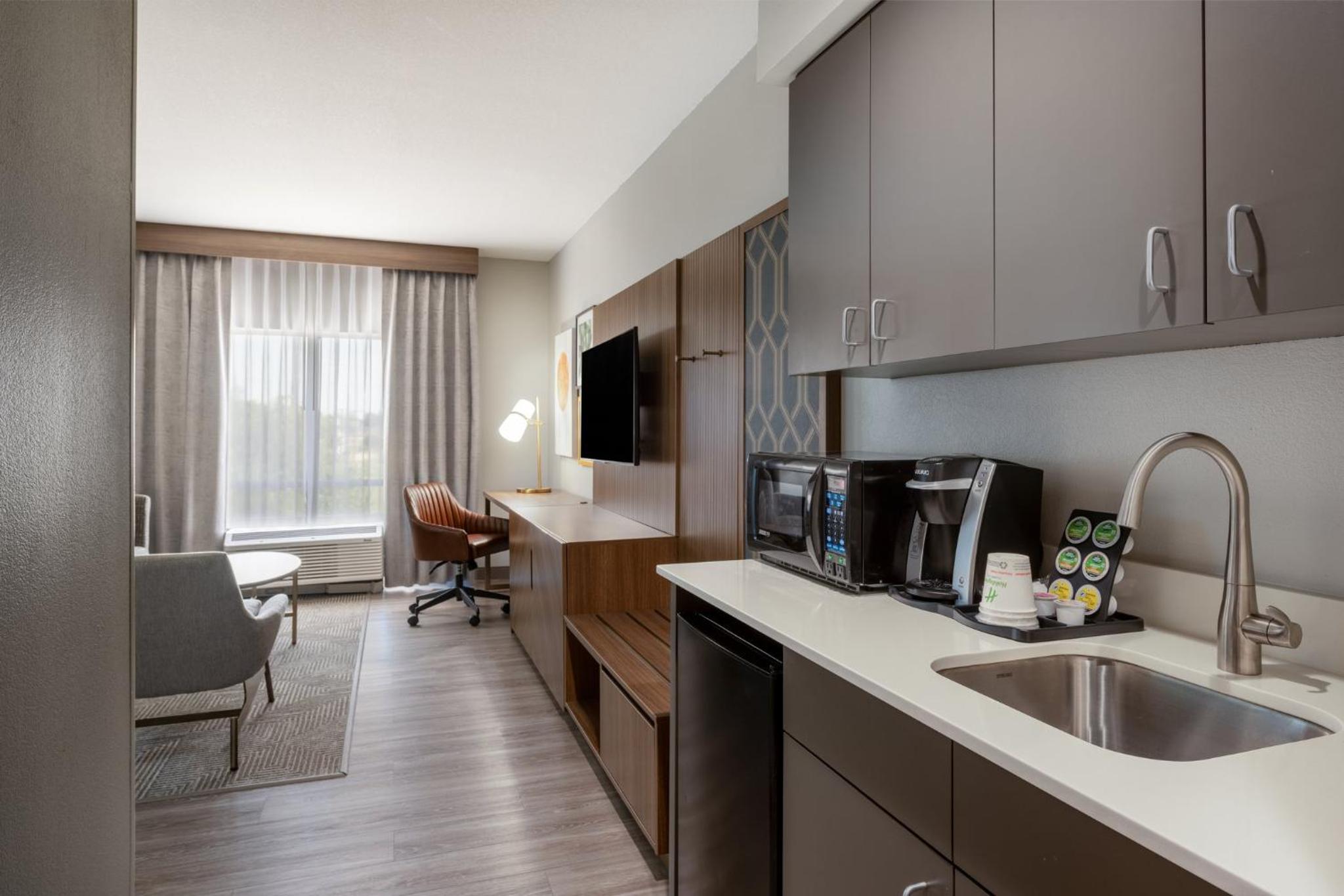 Blytheville Vacations - Holiday Inn Blytheville, an IHG Hotel - Property Image 24