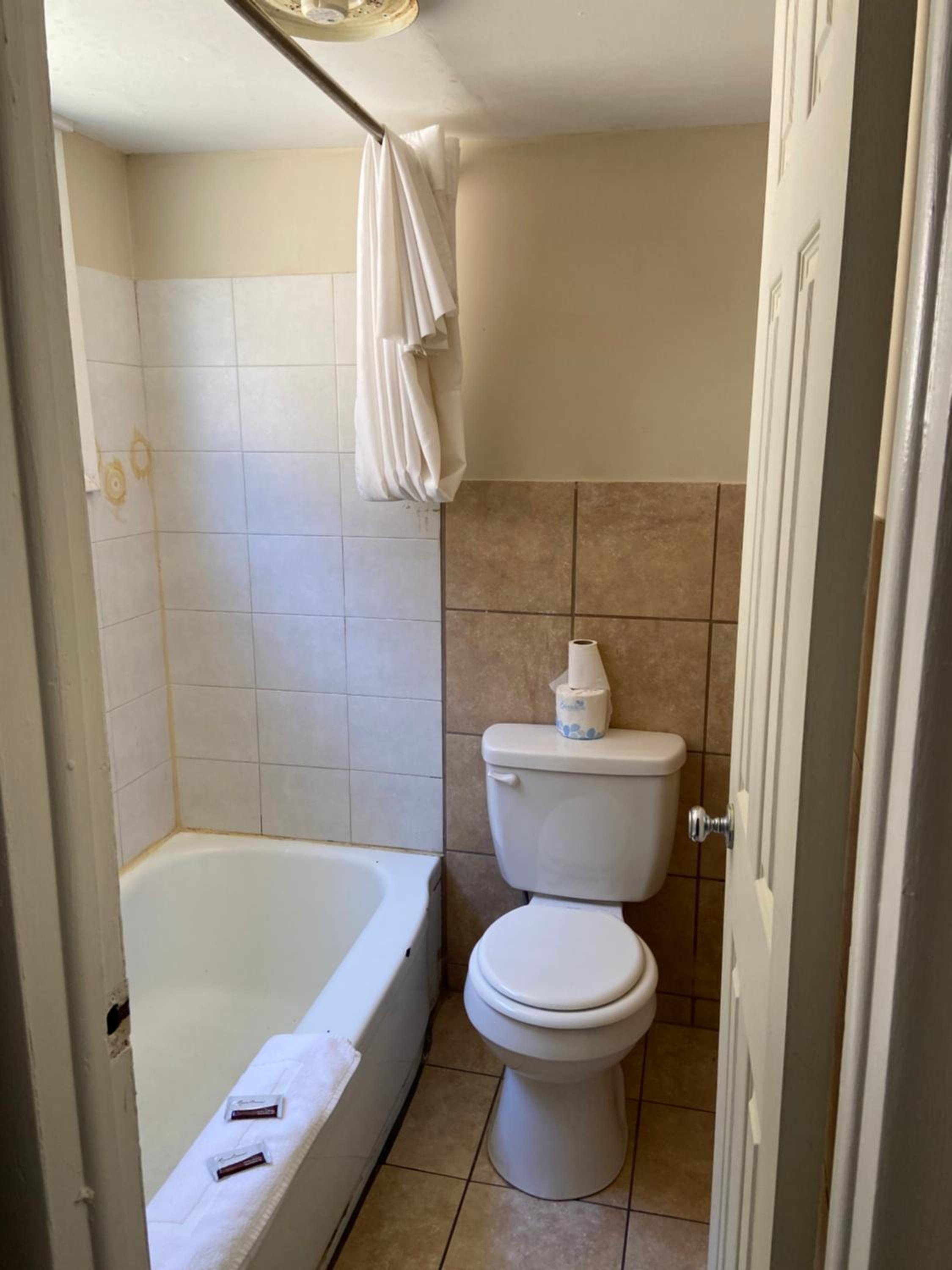 Glenstone place extended stay motel view 4