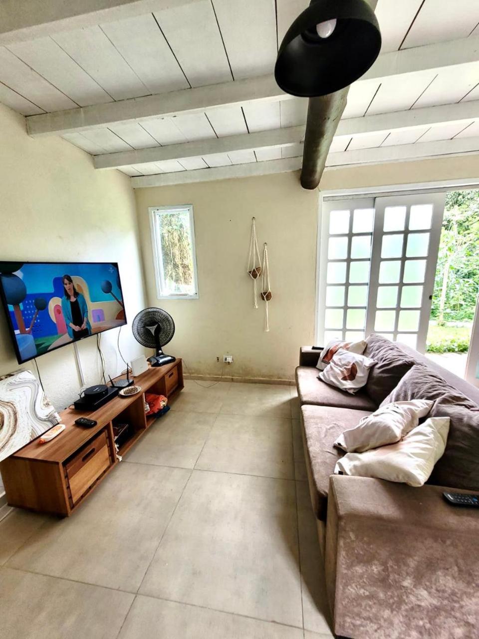 Casa Rústica em Camburi - Praia e Campo