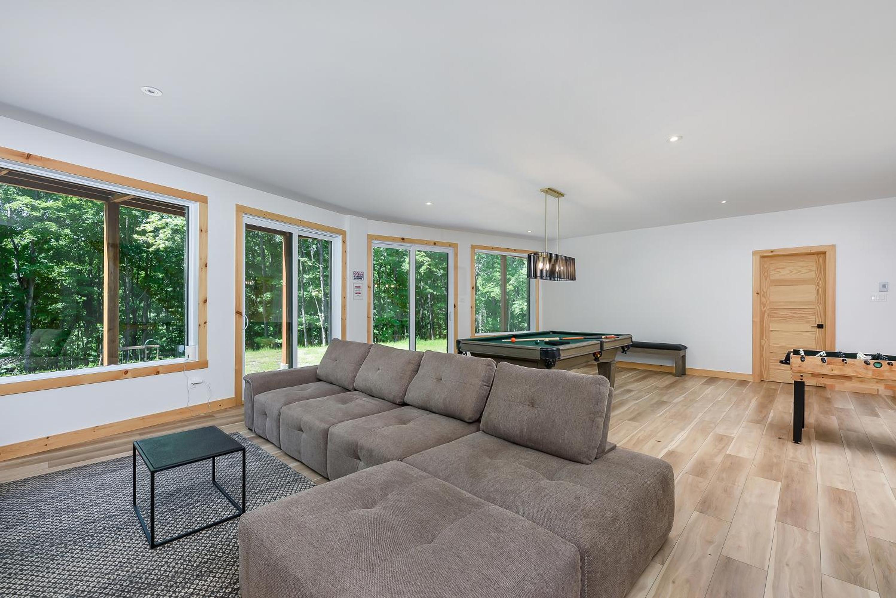 Lilia Chalet Urbain de Luxe près du Mont-Tremblant