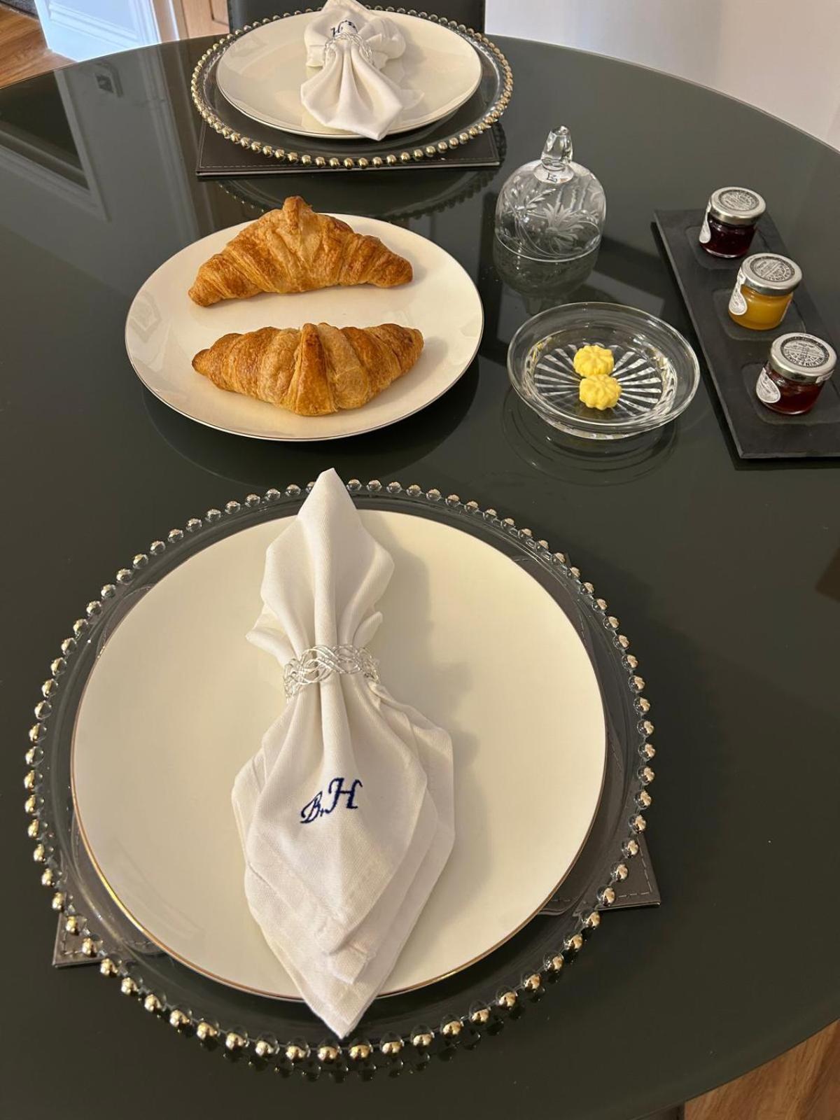 Bishops Stortford Vacations - Stansted Airport Stay, Parking and Luxury Suite - Property Image 8